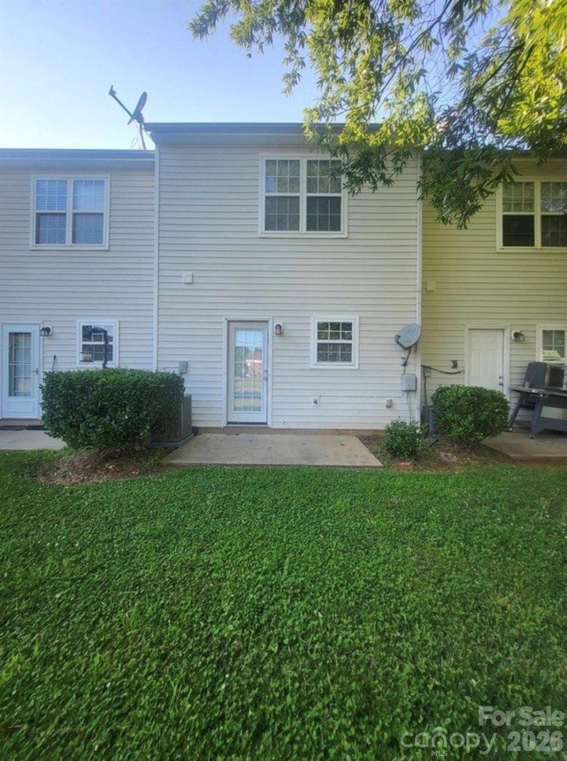 3117 Nevin Place Drive Property Photo 12