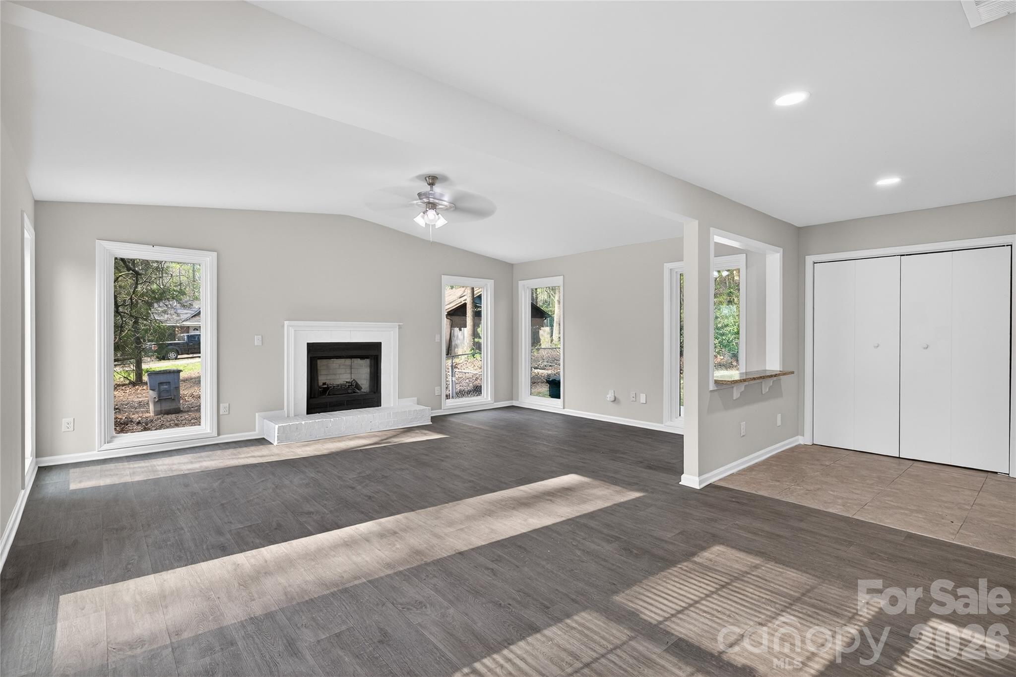 5143 Delivau Drive Property Photo 10