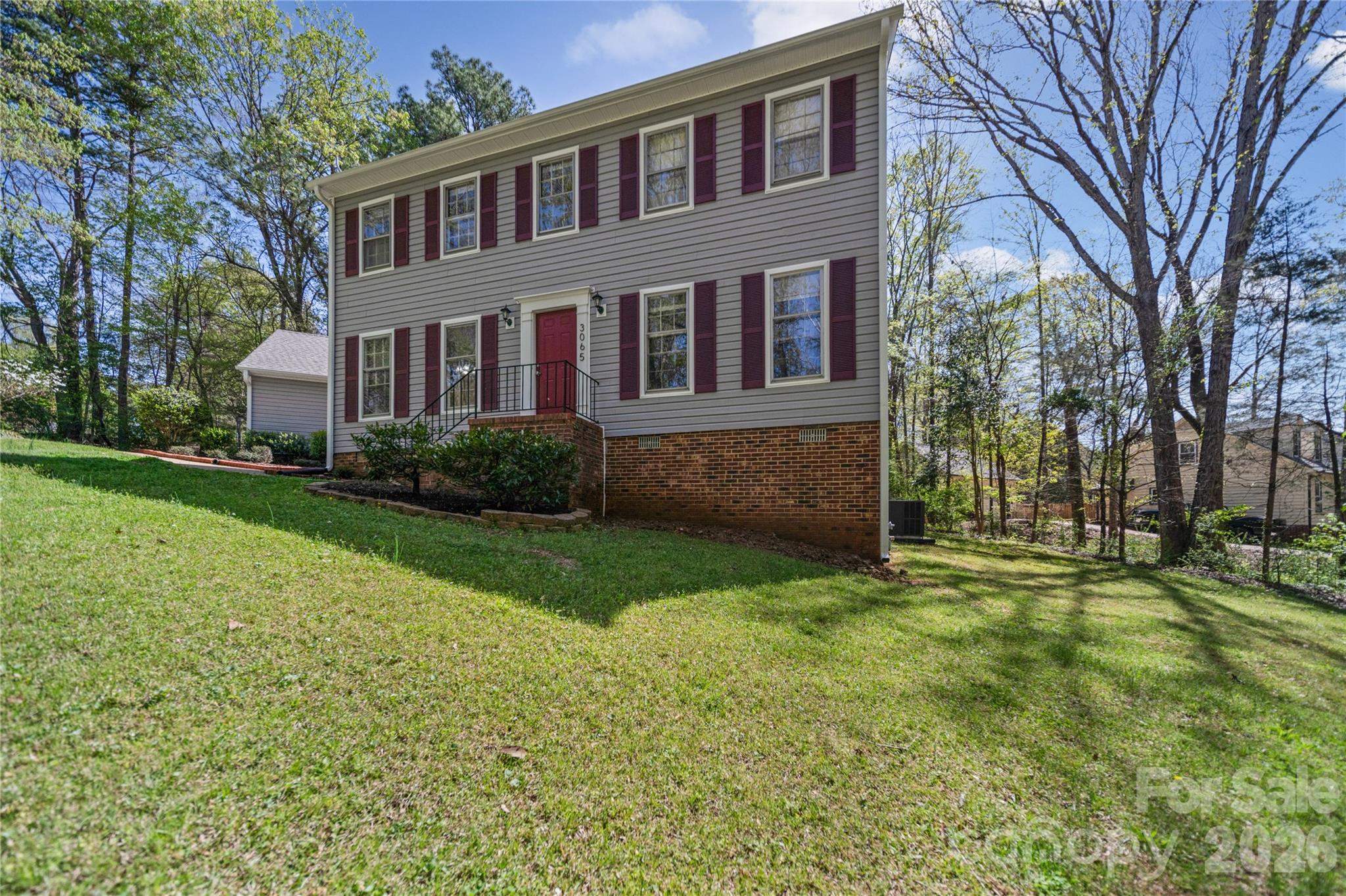 3065 Devonshire Drive Property Photo 2