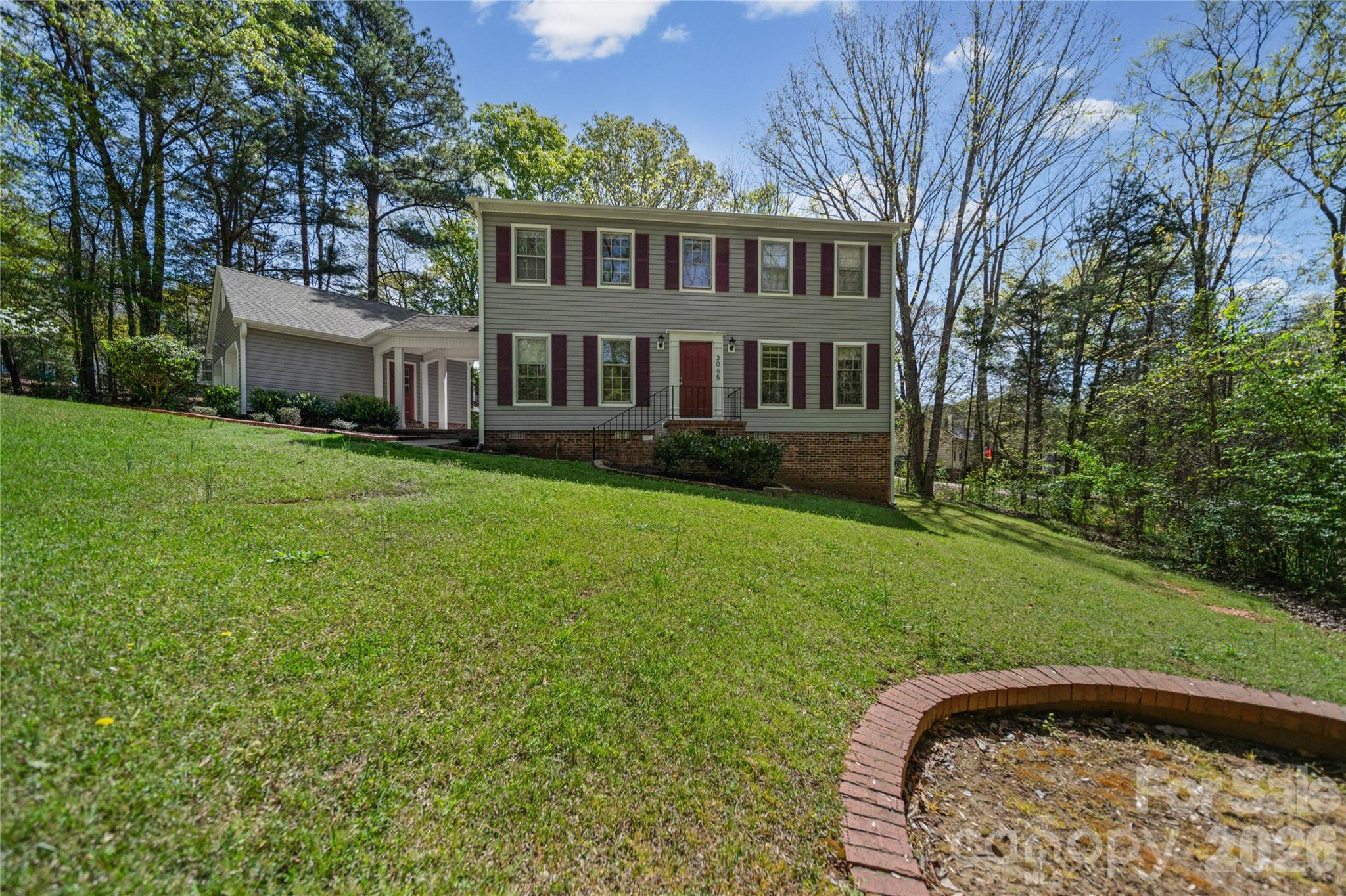 3065 Devonshire Drive Property Photo 3