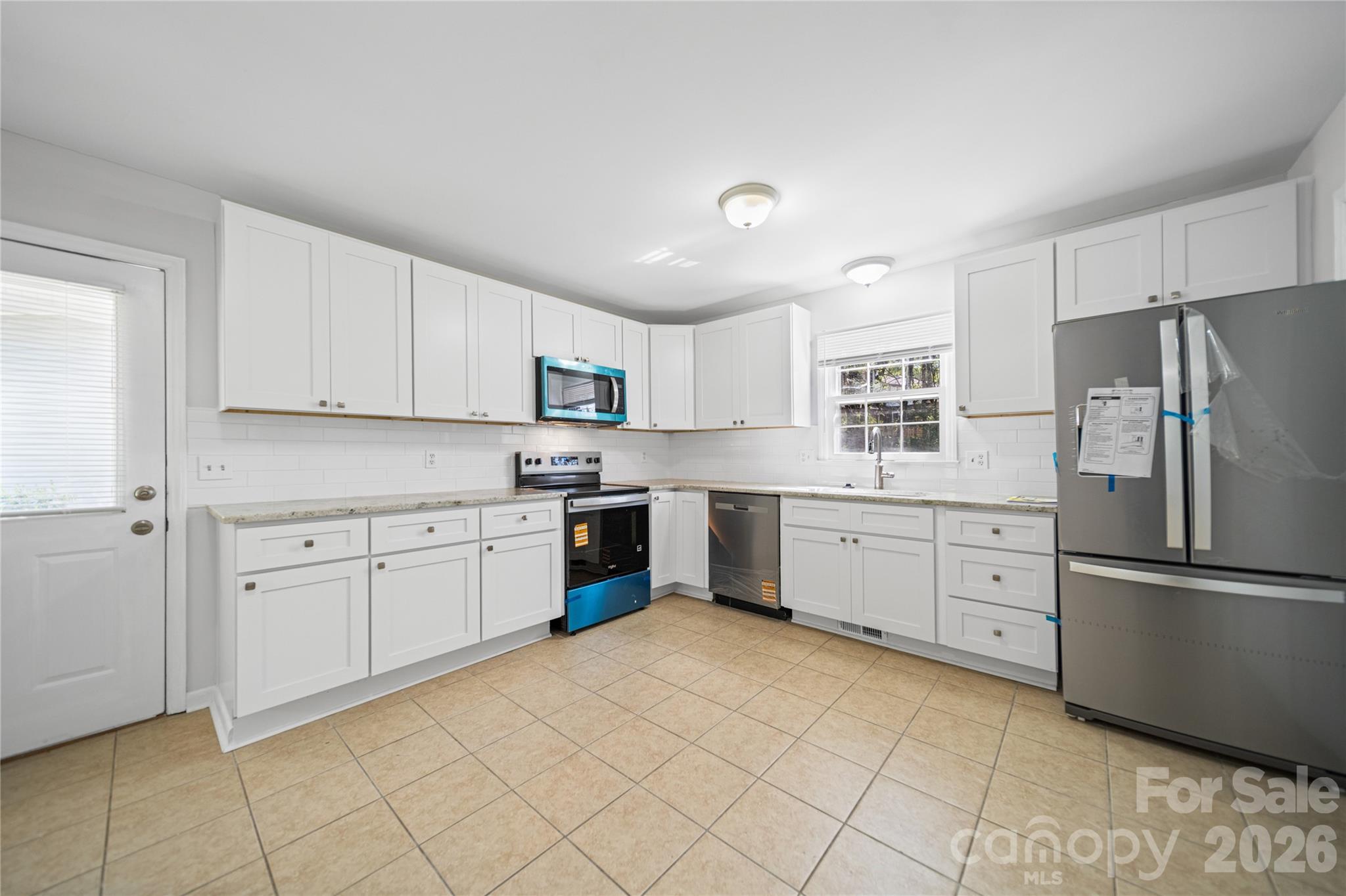 3065 Devonshire Drive Property Photo 13