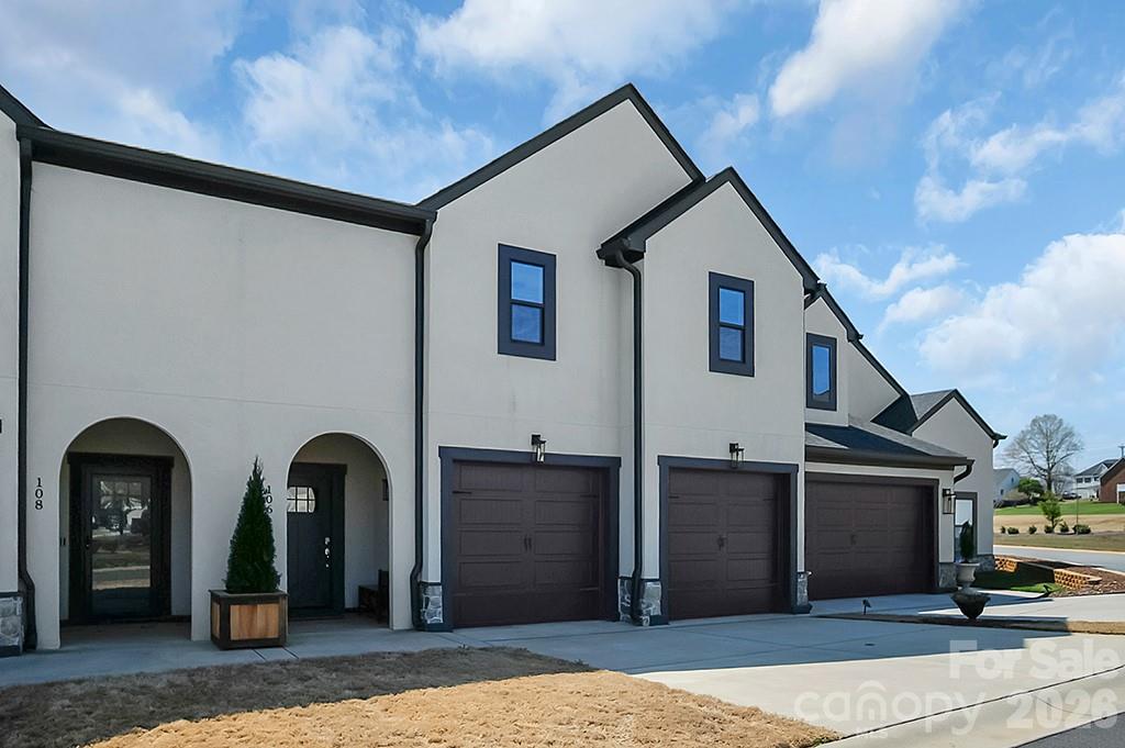 106 Shields Drive Property Photo 2