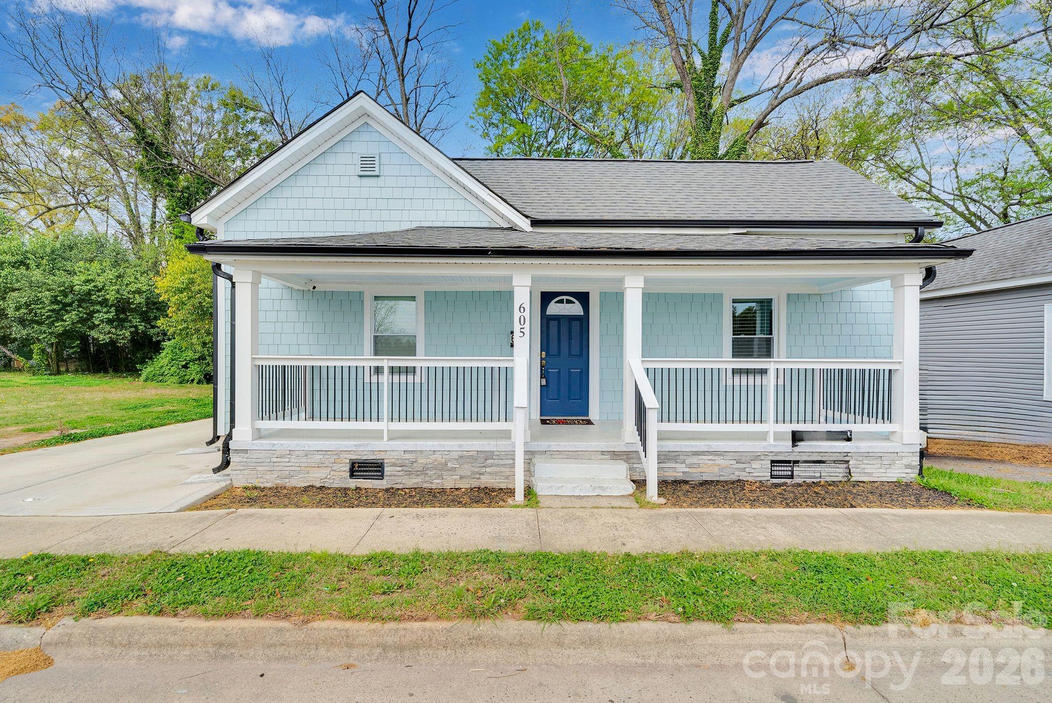 605 S Marietta Street Property Photo 1