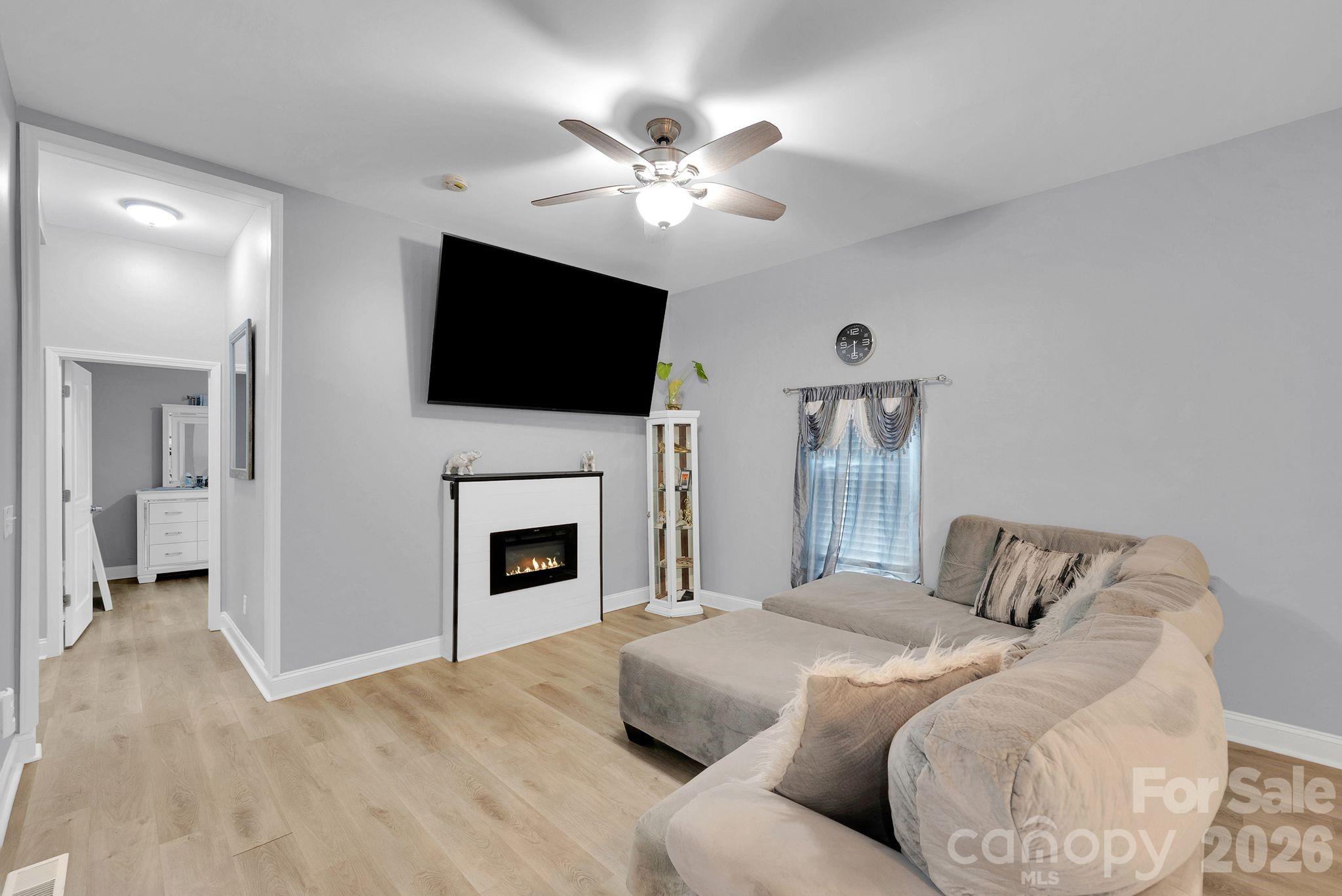605 S Marietta Street Property Photo 17