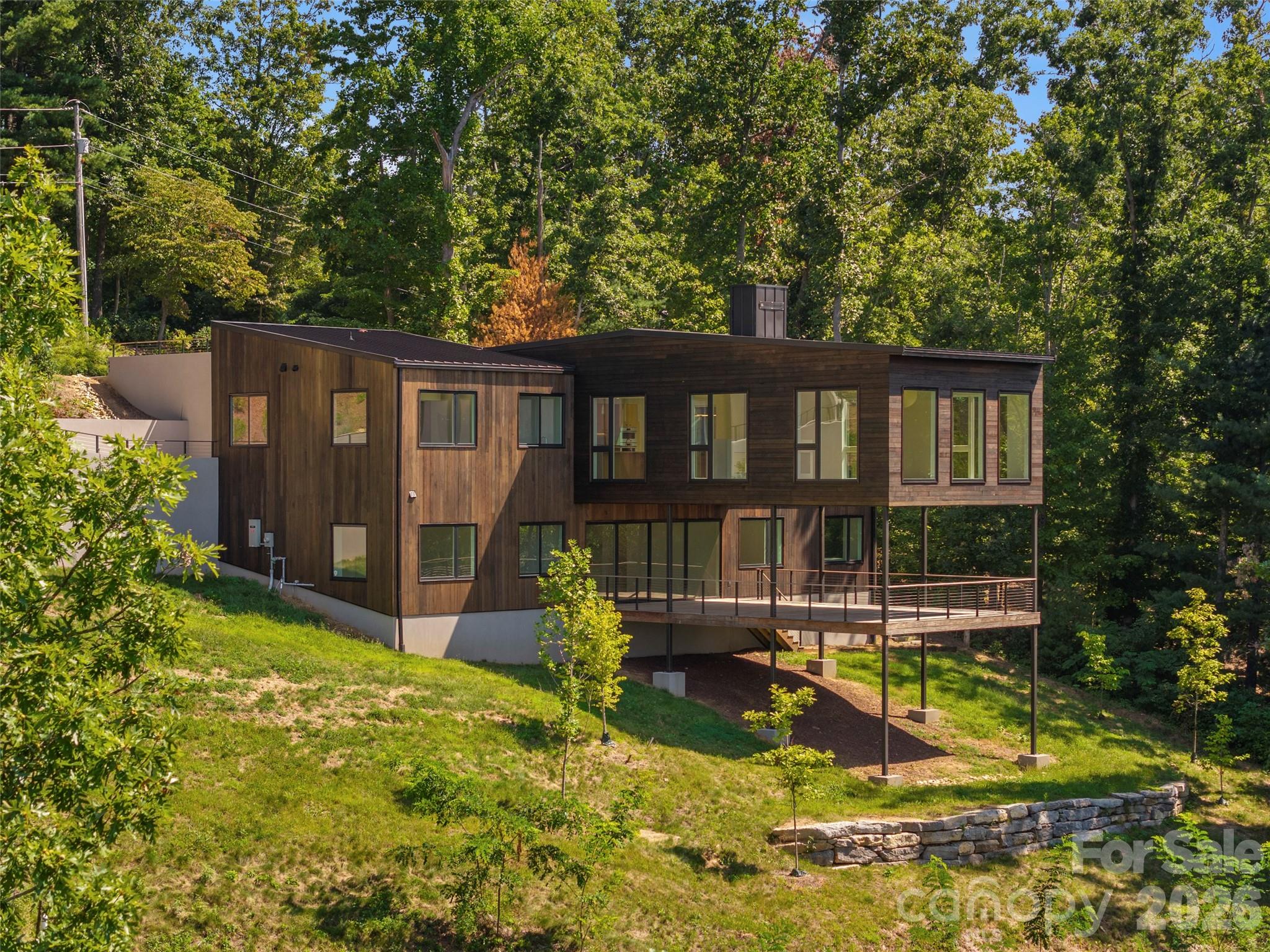 641 Elk Mountain Scenic Highway Property Photo 2