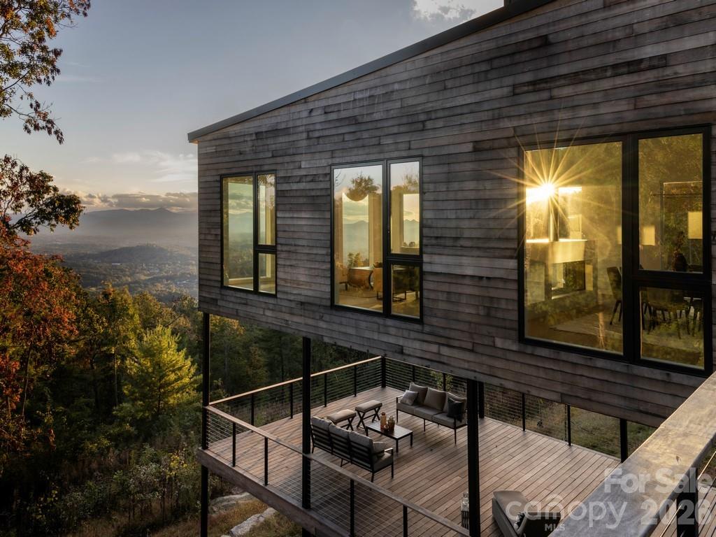 641 Elk Mountain Scenic Highway Property Photo 14