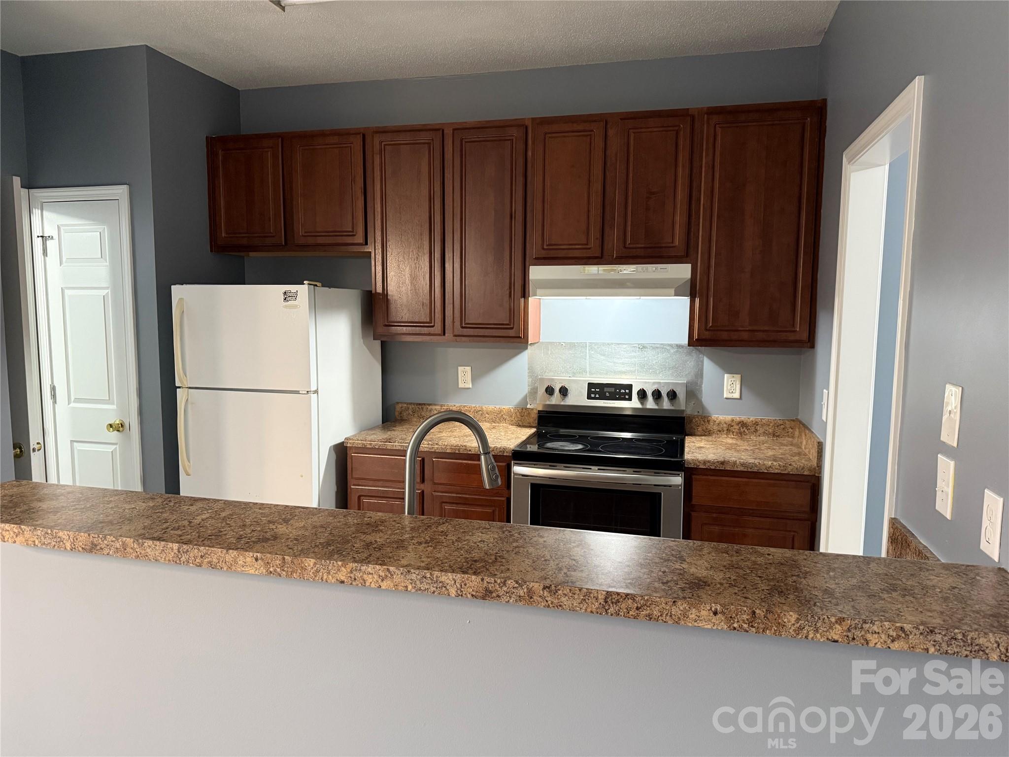 5411 E Nc 150 Highway 6 Property Photo 2