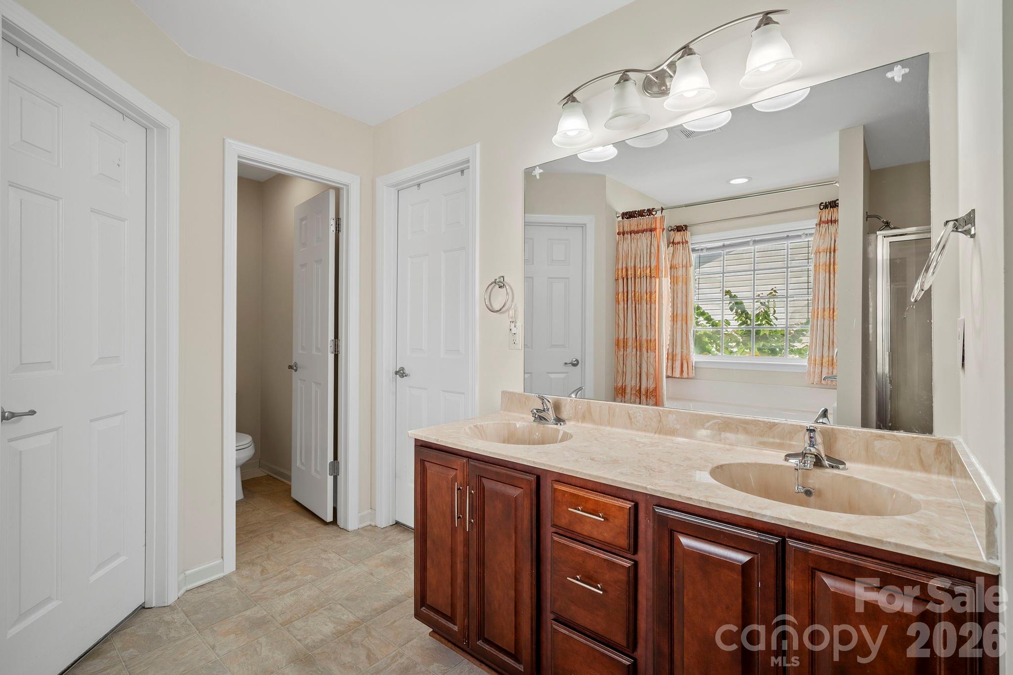2 Breyerton Court Property Photo 25