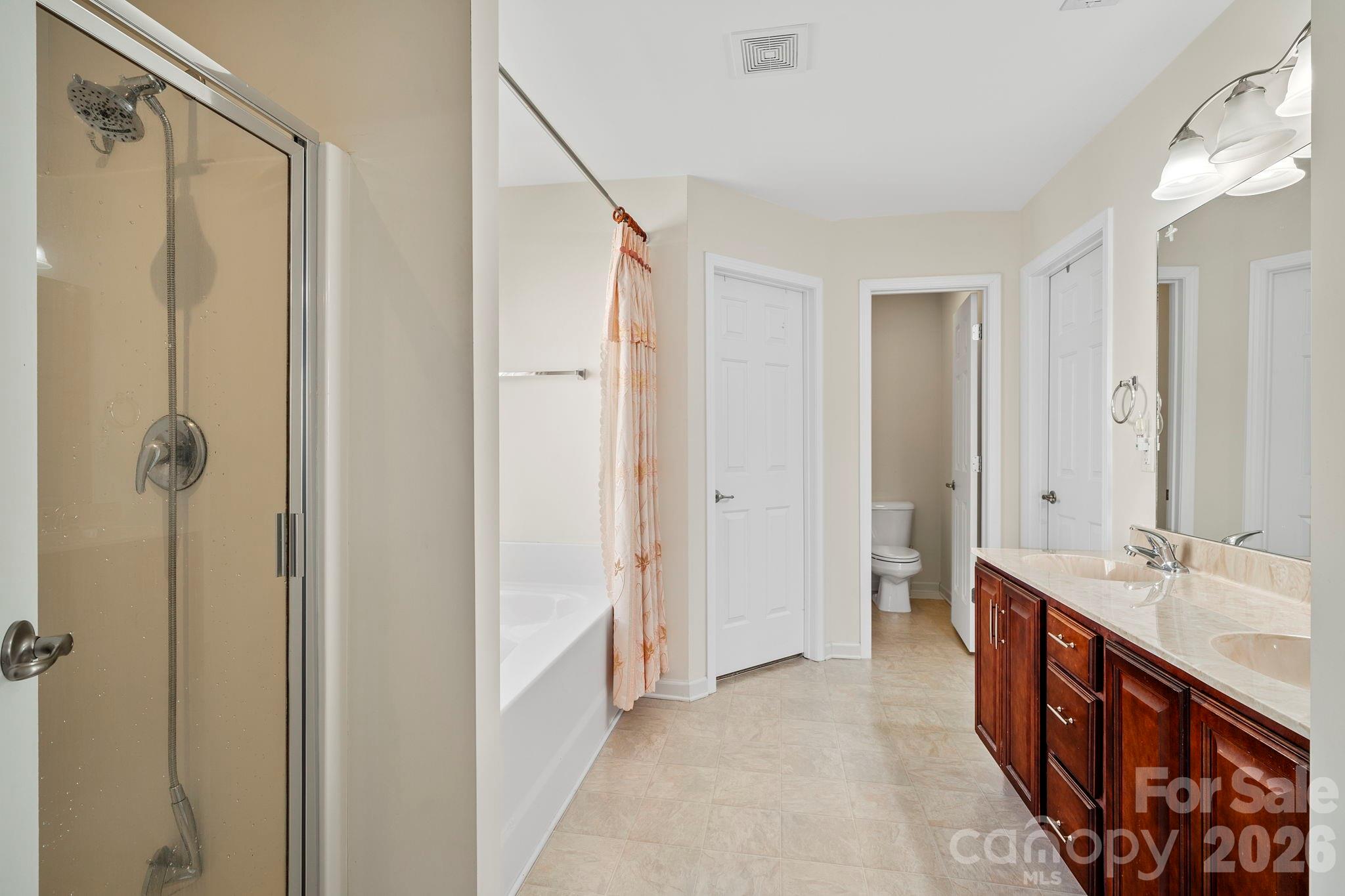 2 Breyerton Court Property Photo 28