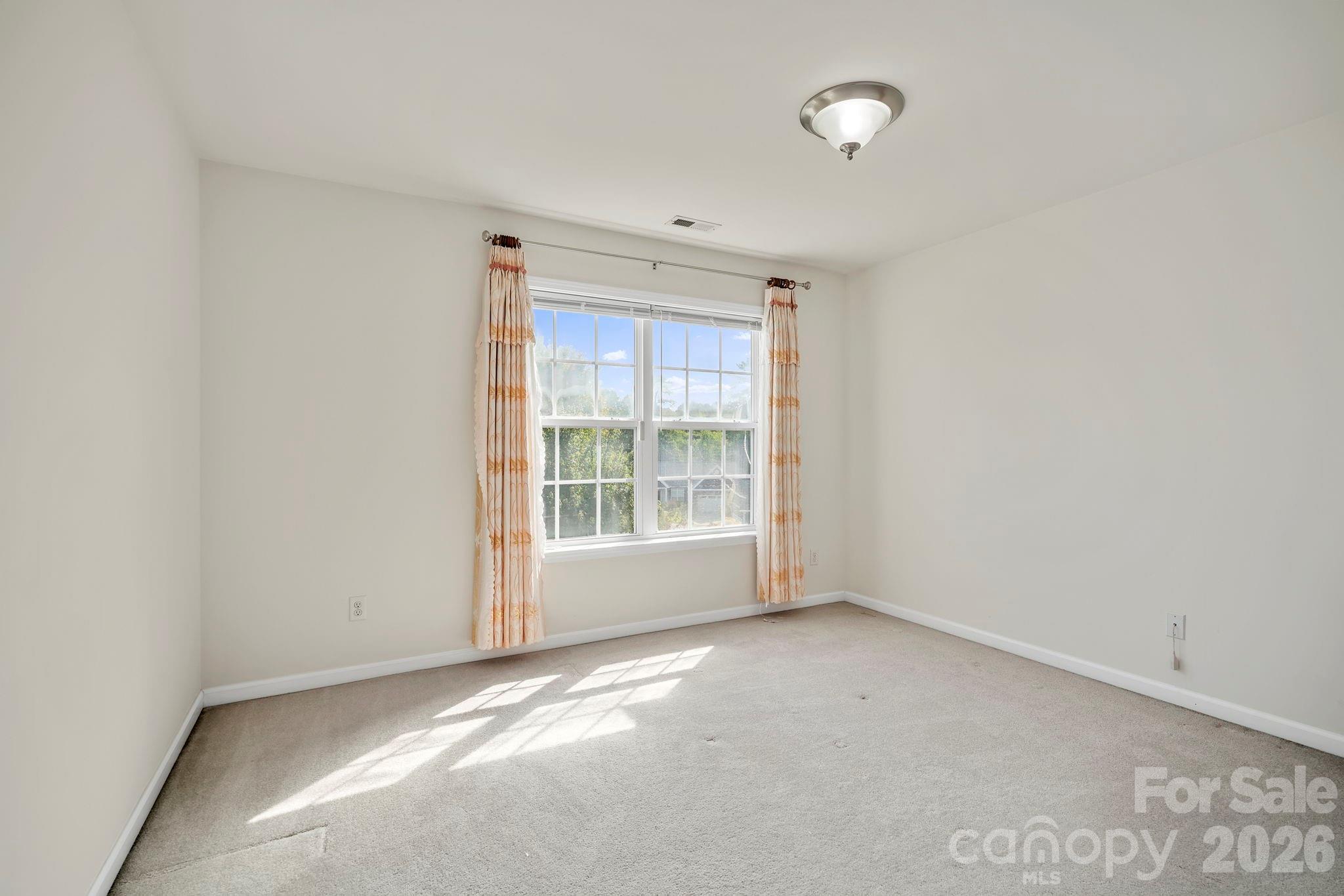 2 Breyerton Court Property Photo 30
