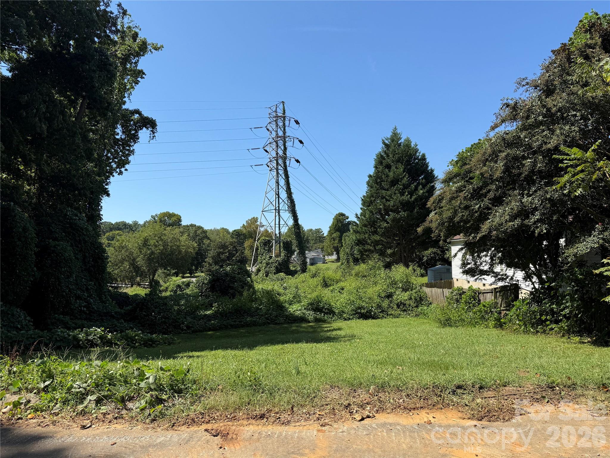 2801 Clyde Drive Property Photo 1