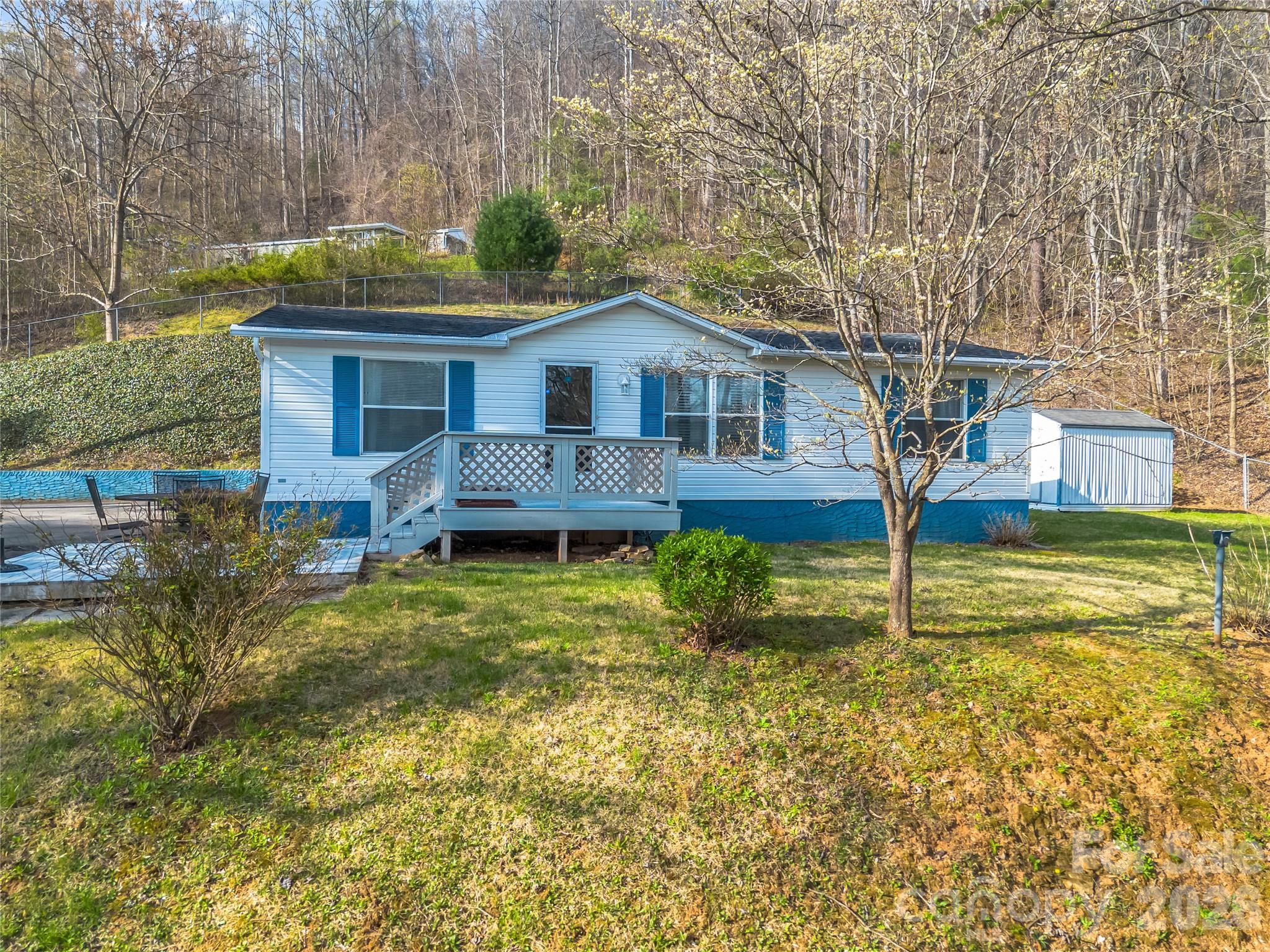 48 Laurel Cove Road Property Photo 2