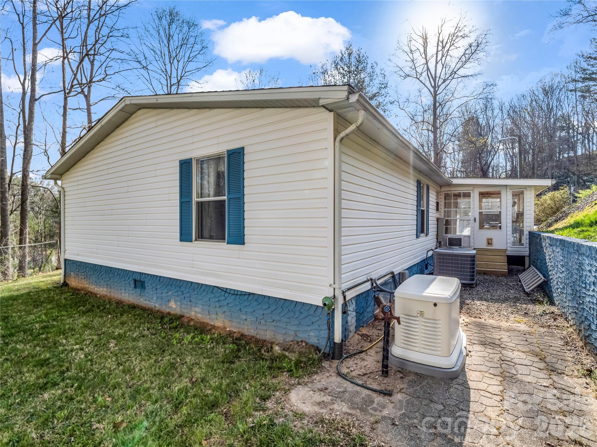 48 Laurel Cove Road Property Photo 7