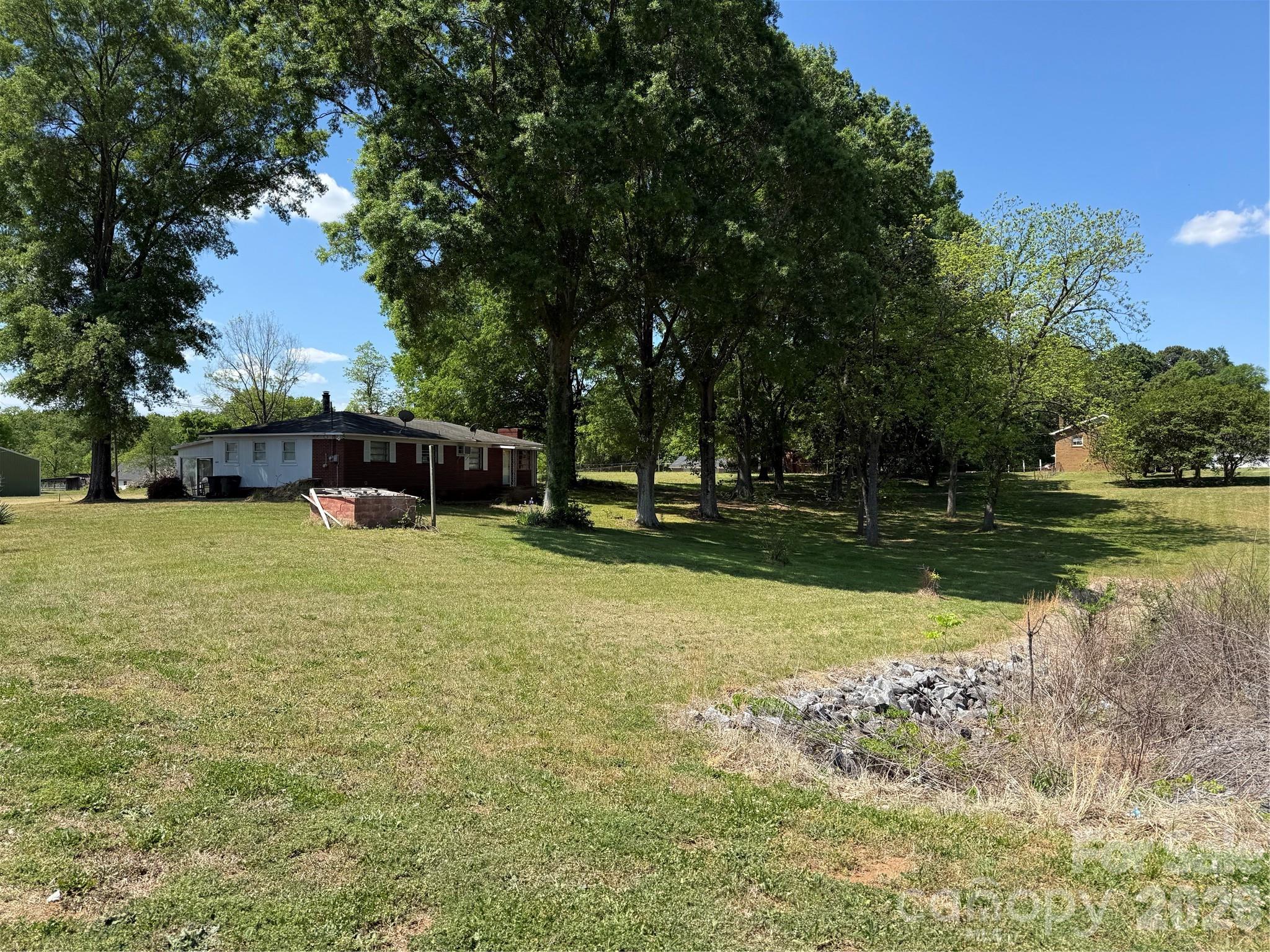 4221 Davidson Highway Property Photo 5