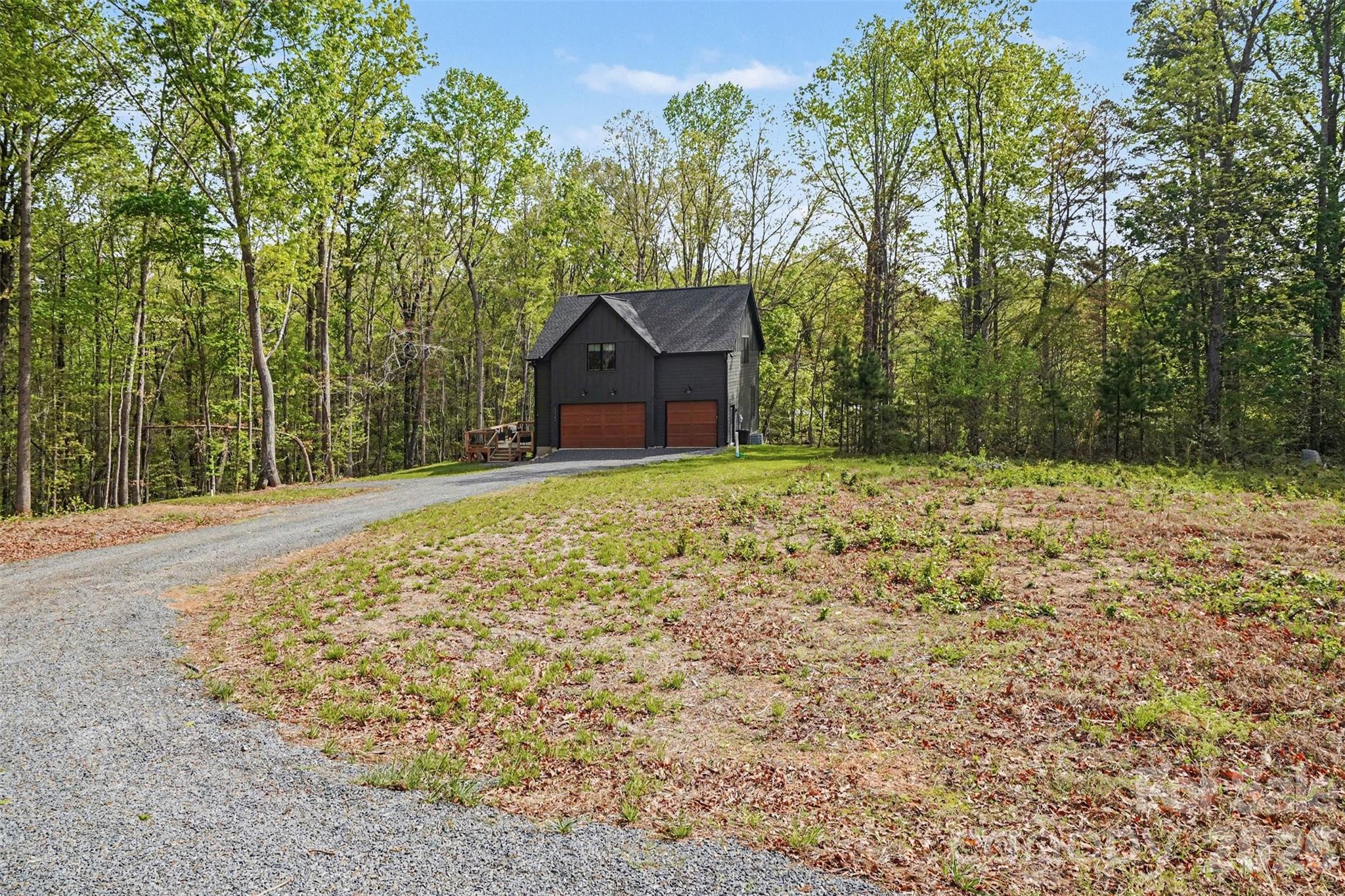 12141 Coyle Road Property Photo 4