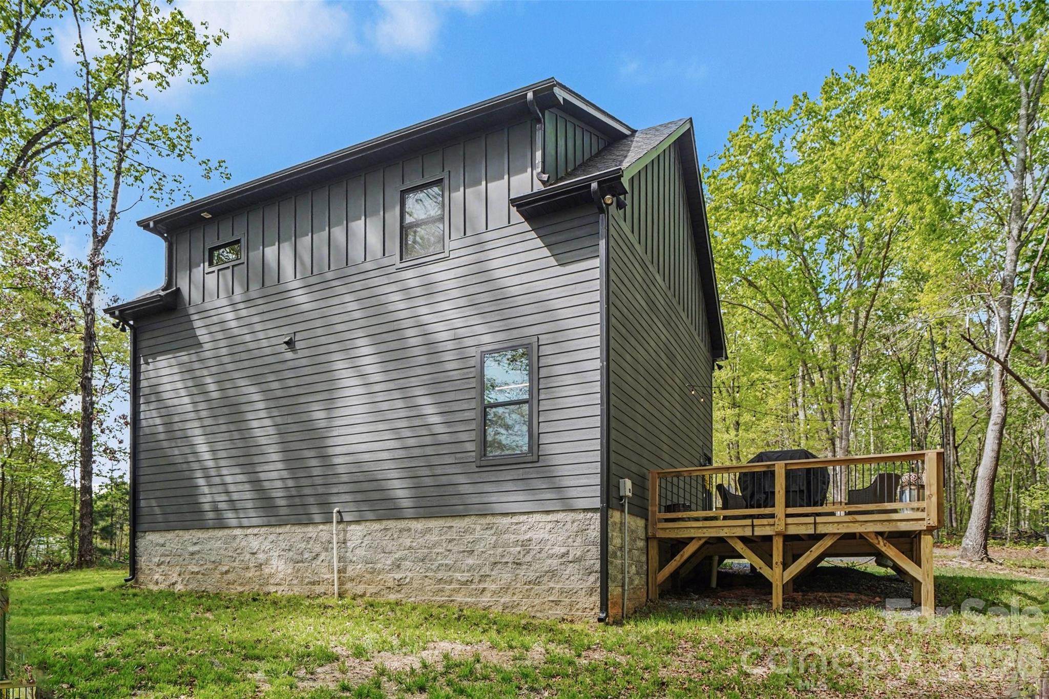 12141 Coyle Road Property Photo 24