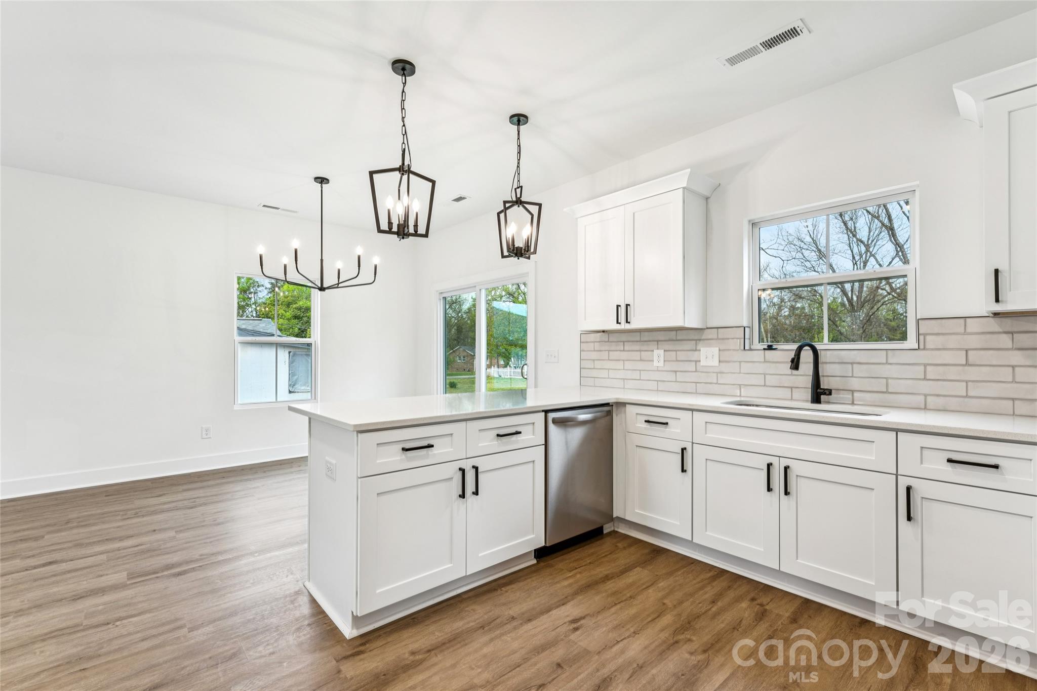 1508 Crawford Road Property Photo 6