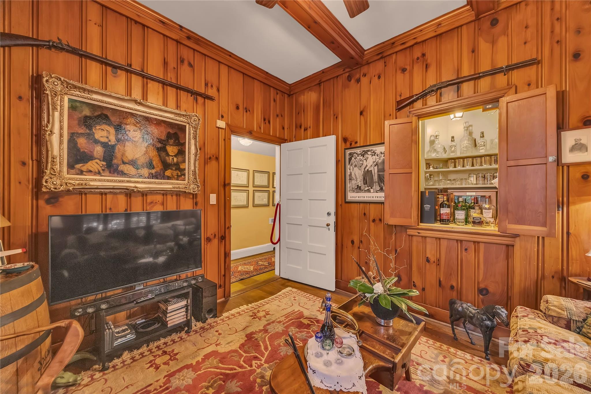 5510 S Main Street Property Photo 9