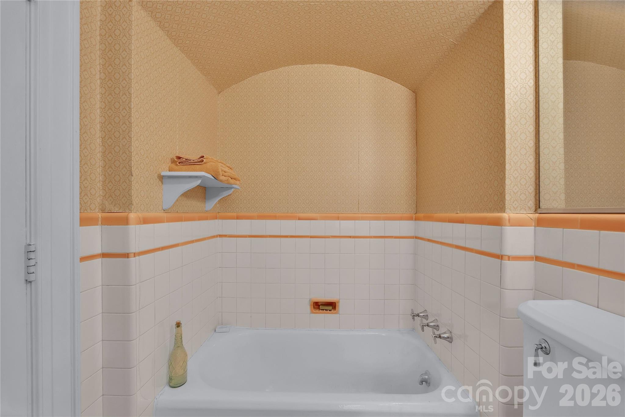 5510 S Main Street Property Photo 22