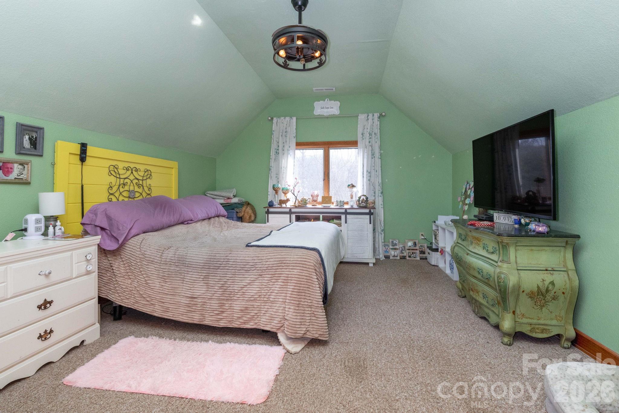 75 Mypie Drive Property Photo 15
