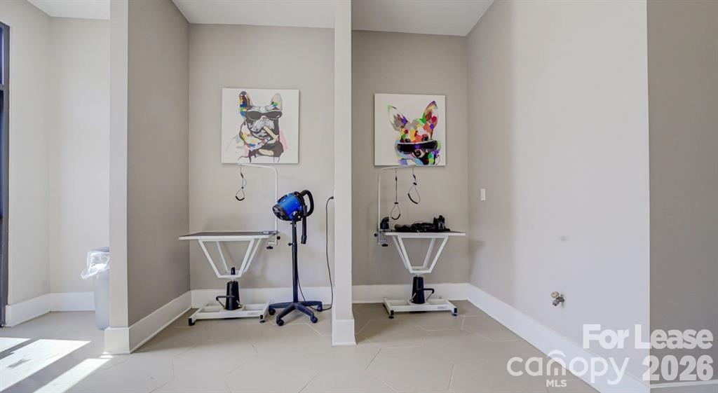 16408 Holly Crest Lane B3-2 Property Photo 13