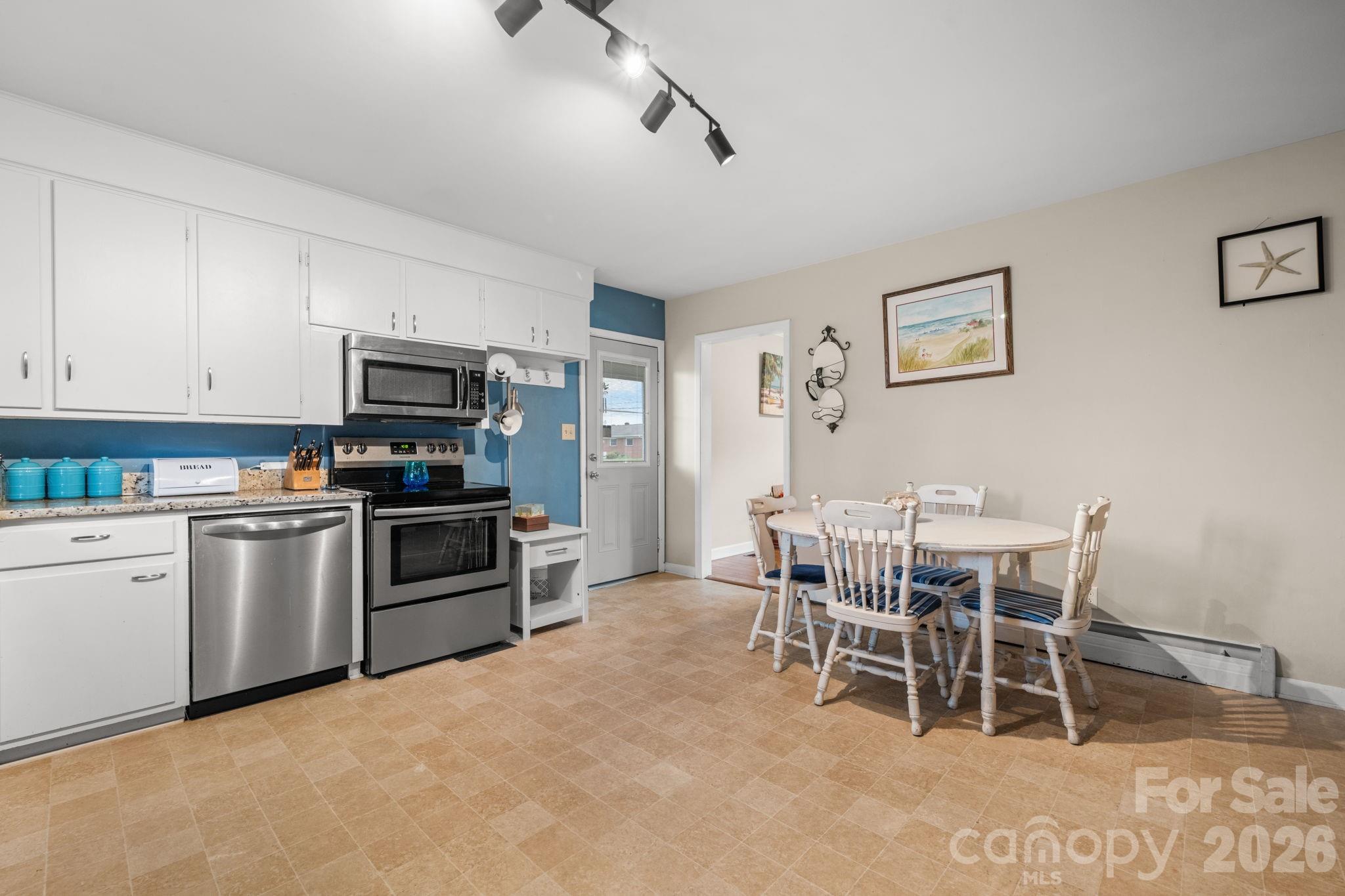 118 Whitley Road Property Photo 10
