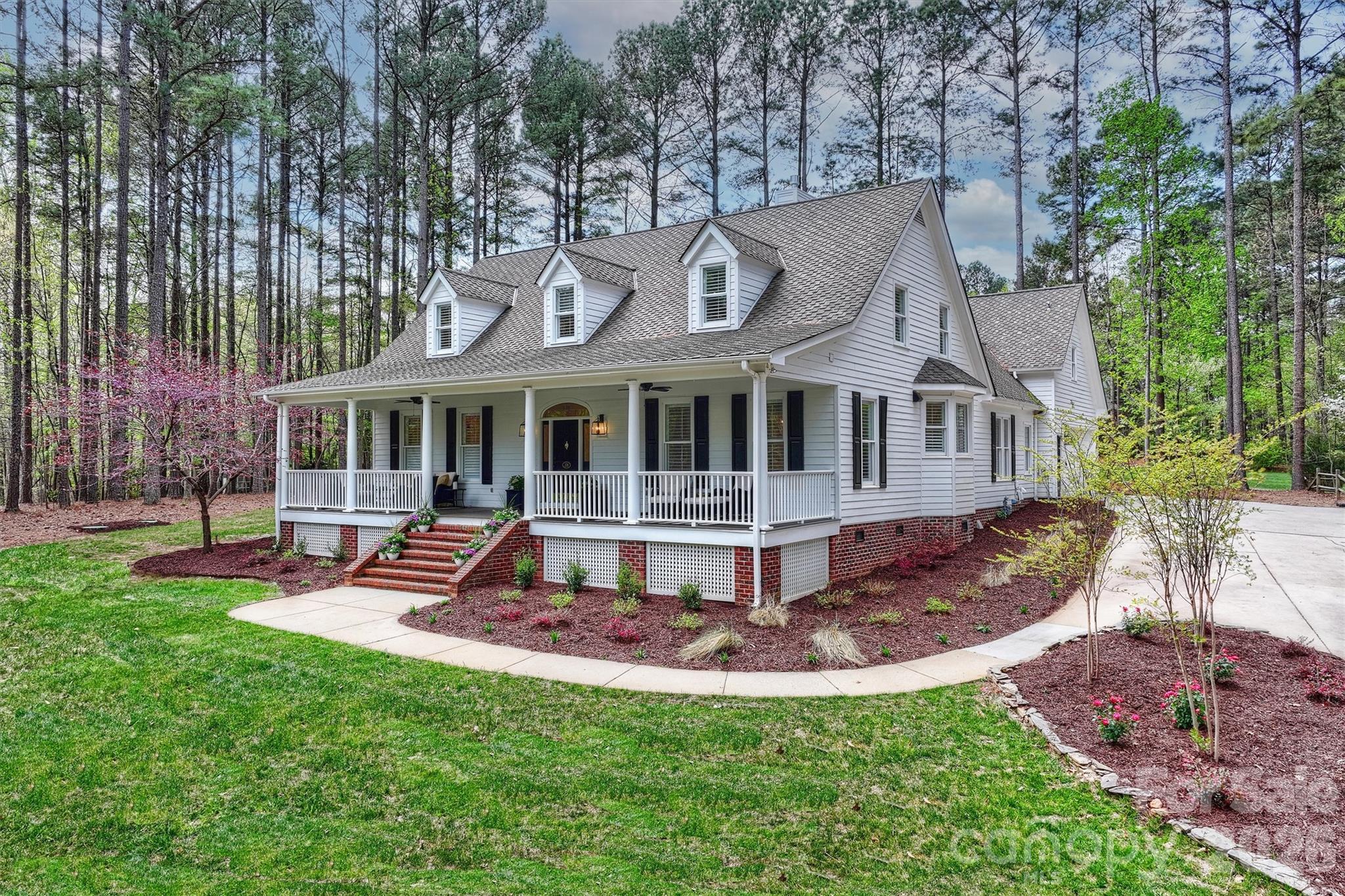 271 Beaten Path Road Property Photo 1