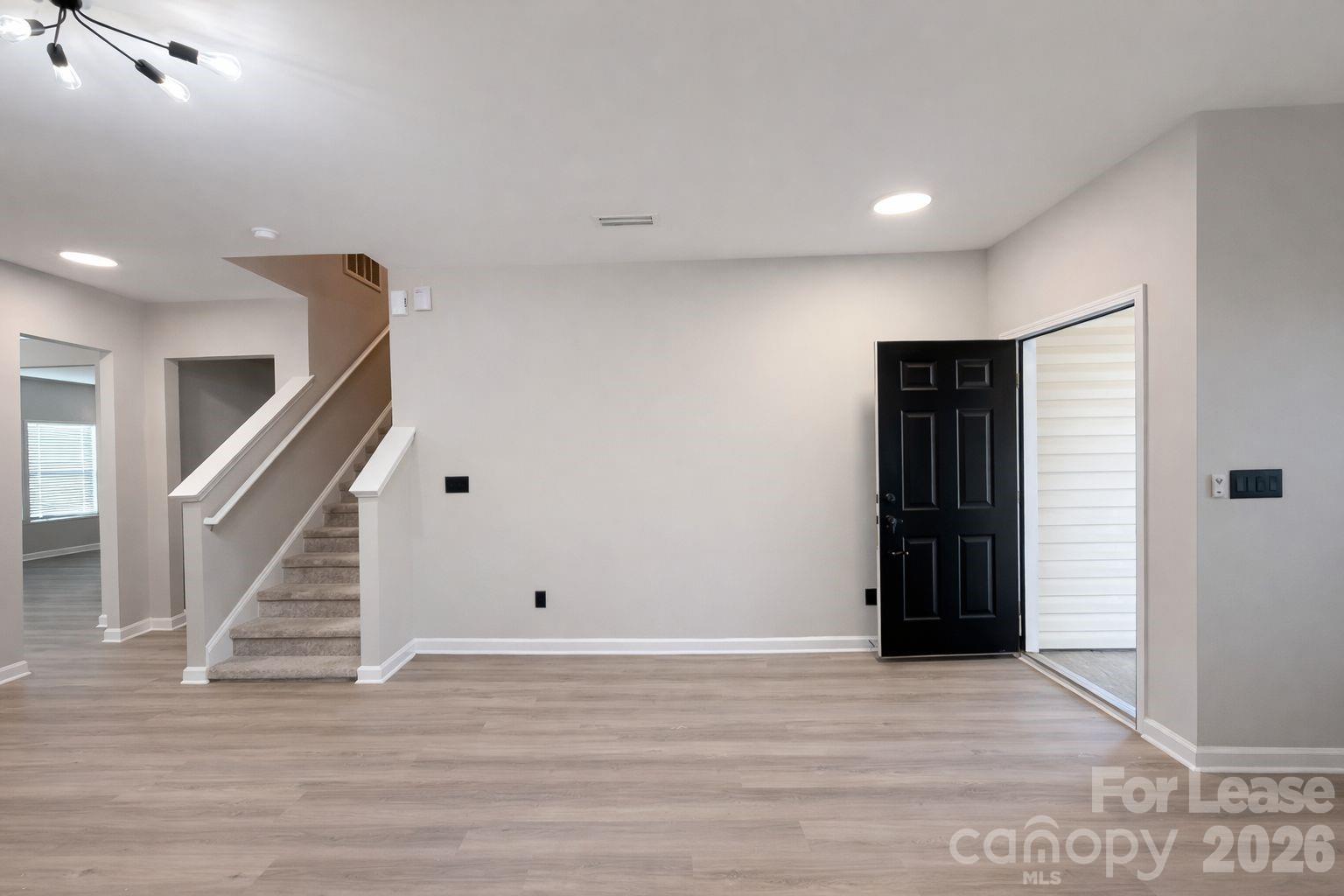 12881 Clydesdale Drive Property Photo 8