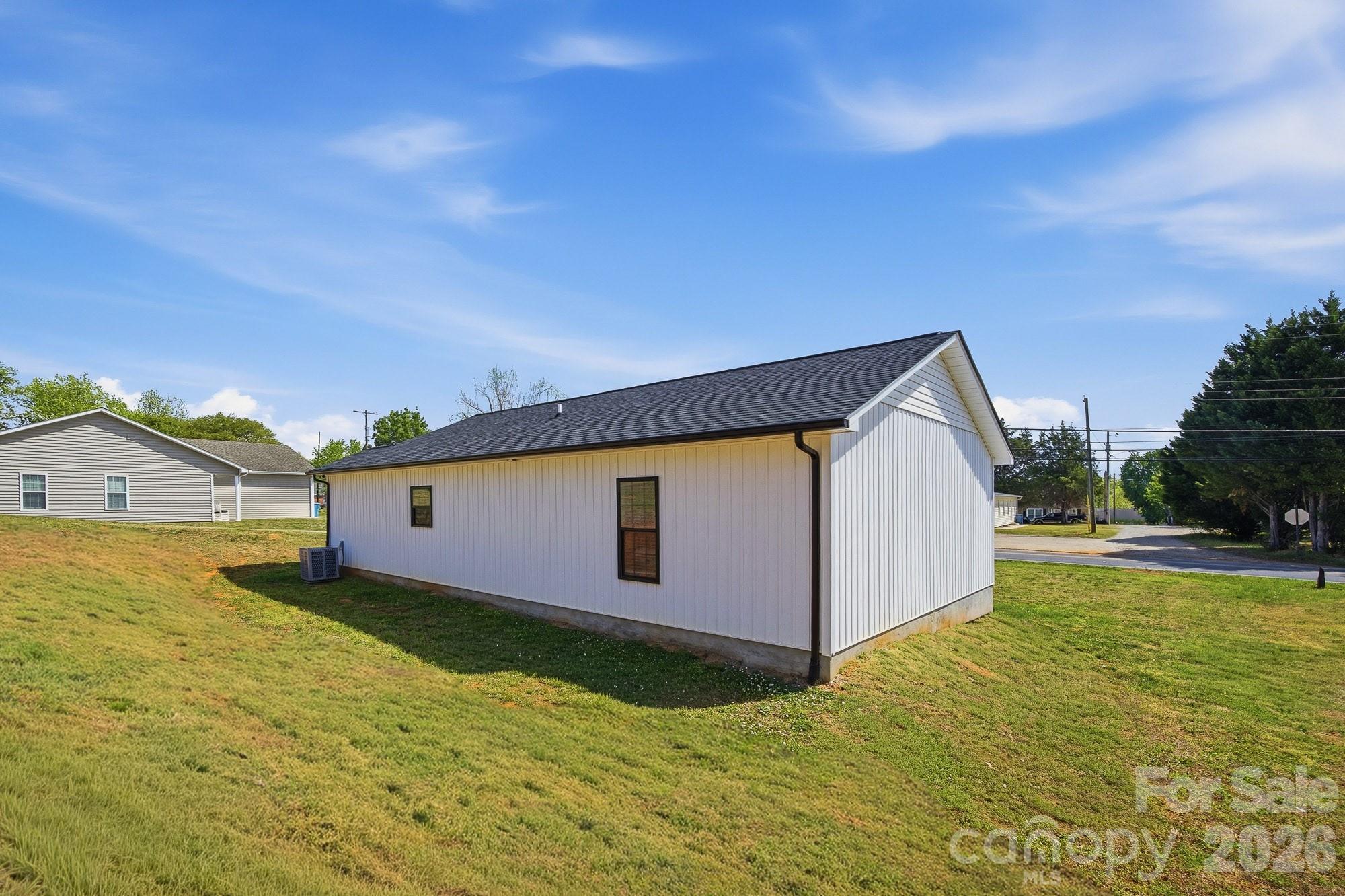 177 Duke Street Property Photo 4