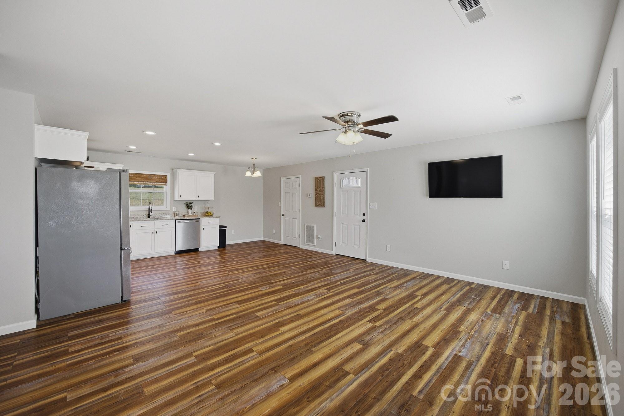 177 Duke Street Property Photo 6