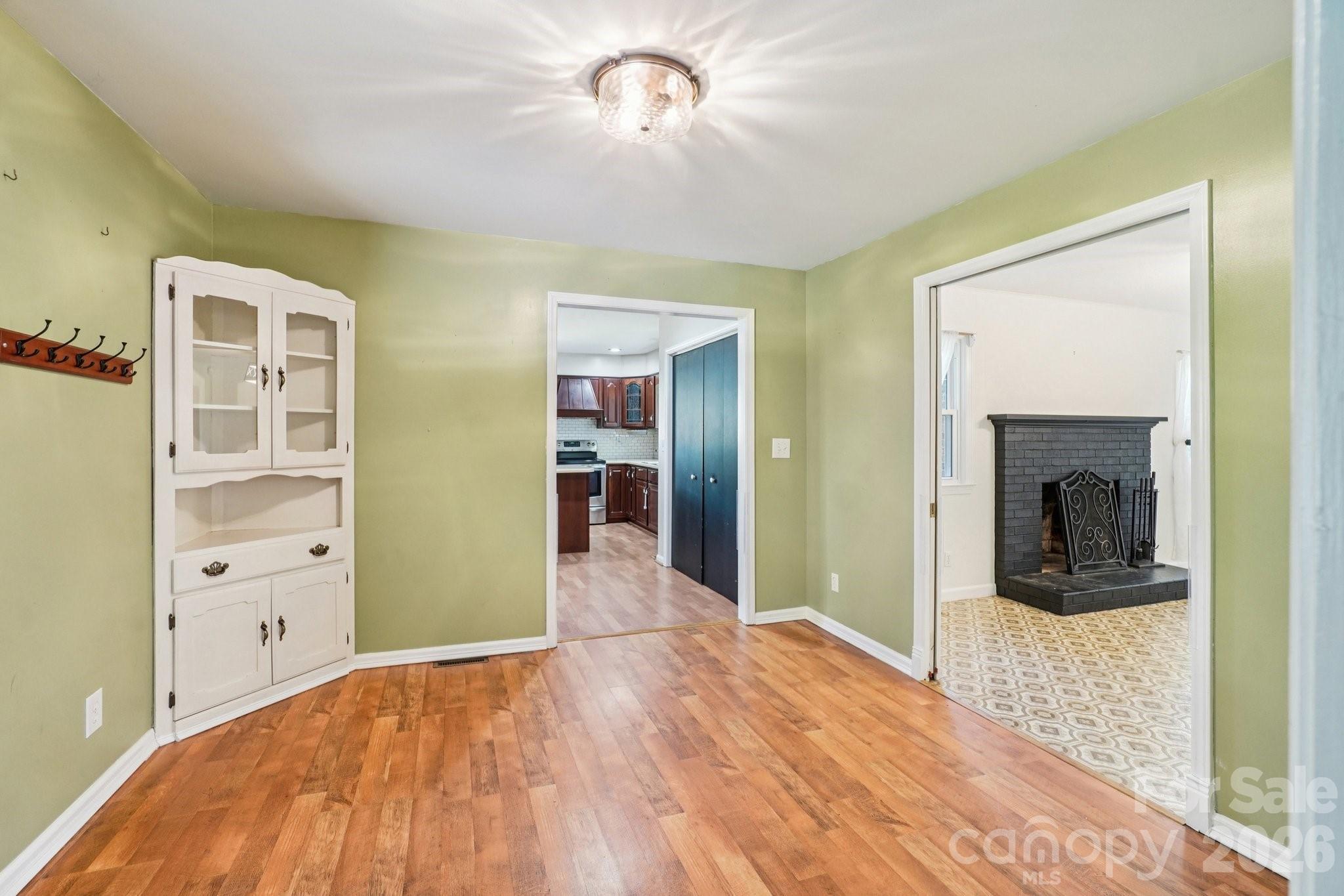 710 Heatherwood Drive Property Photo 13
