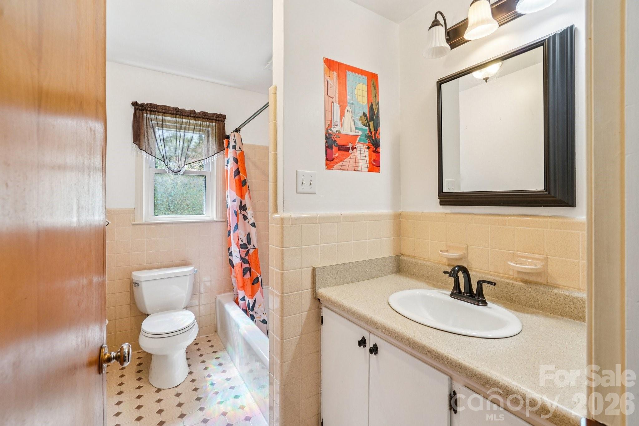 710 Heatherwood Drive Property Photo 17