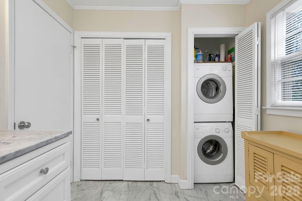 218 Hickory Lane Property Photo 23