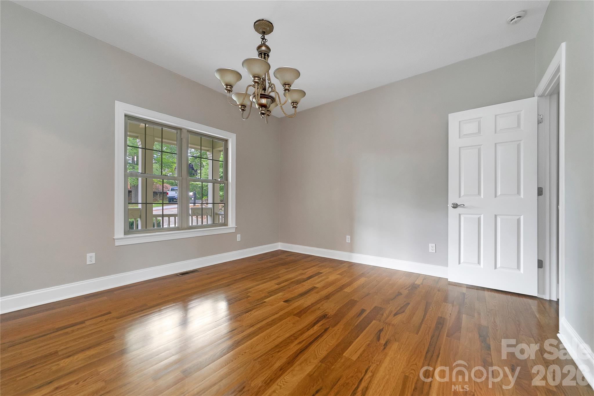 16 Uloque Court L22/u21 Property Photo 6