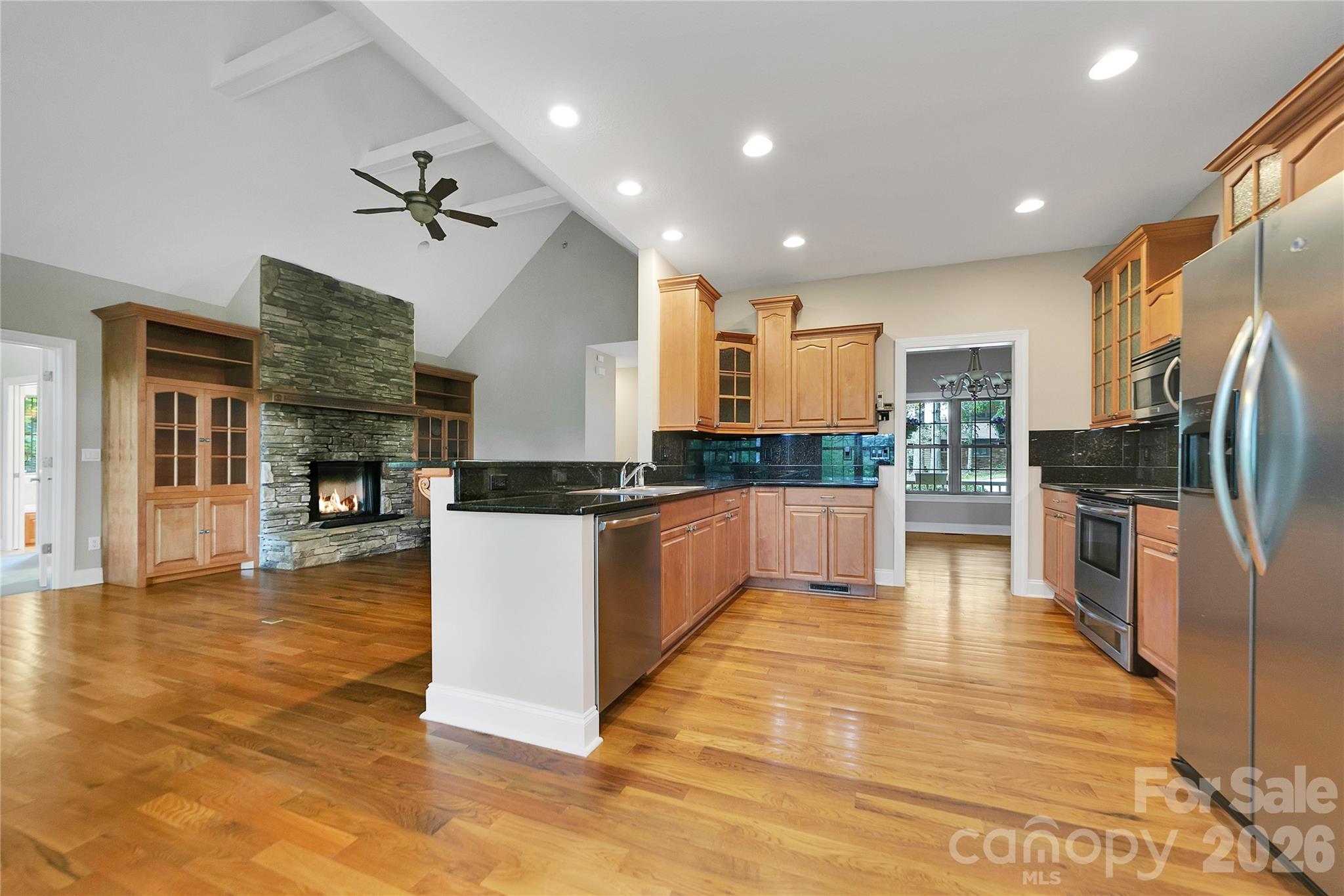 16 Uloque Court L22/u21 Property Photo 9