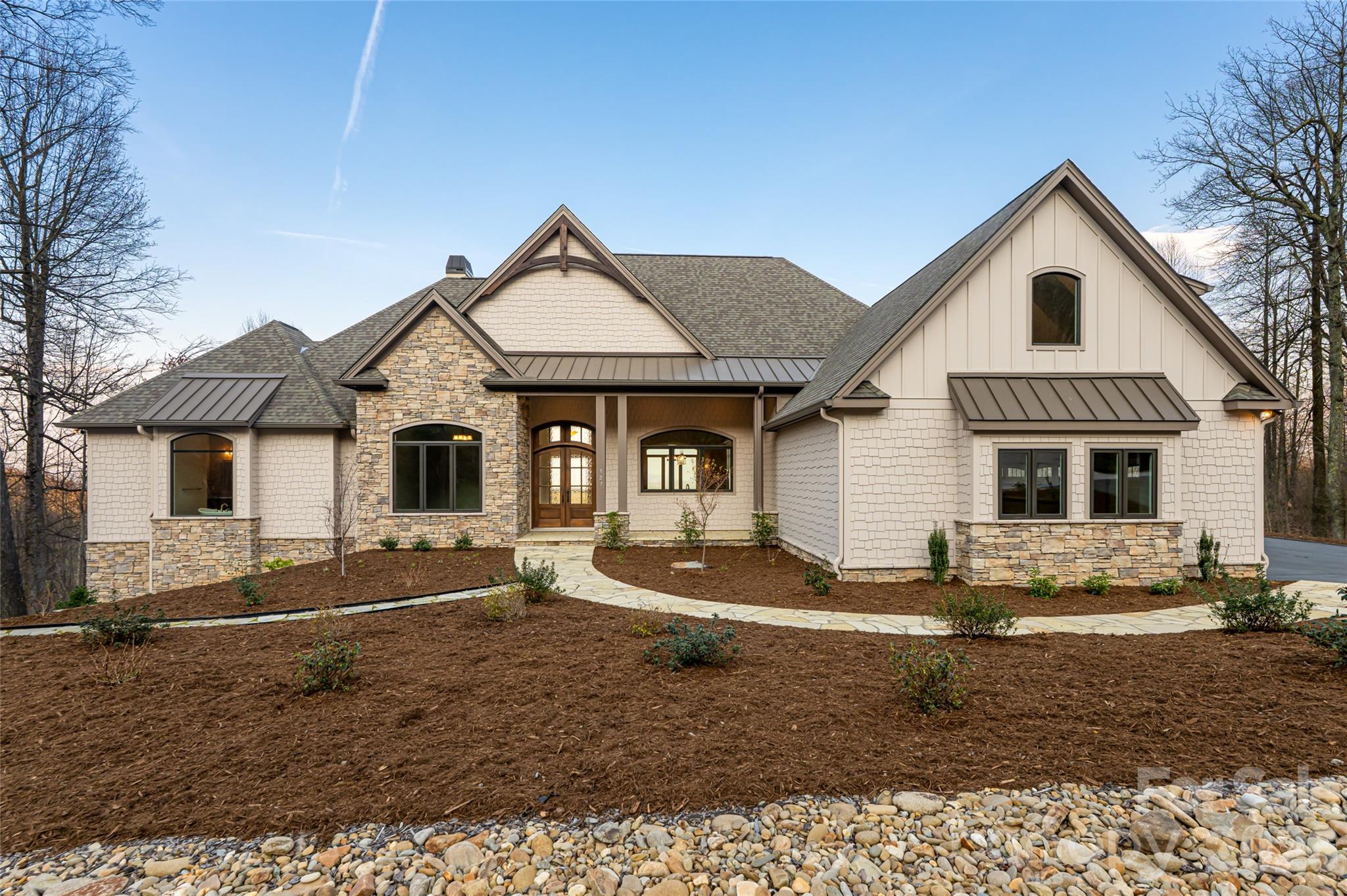 527 Falkirk Way Property Photo 1