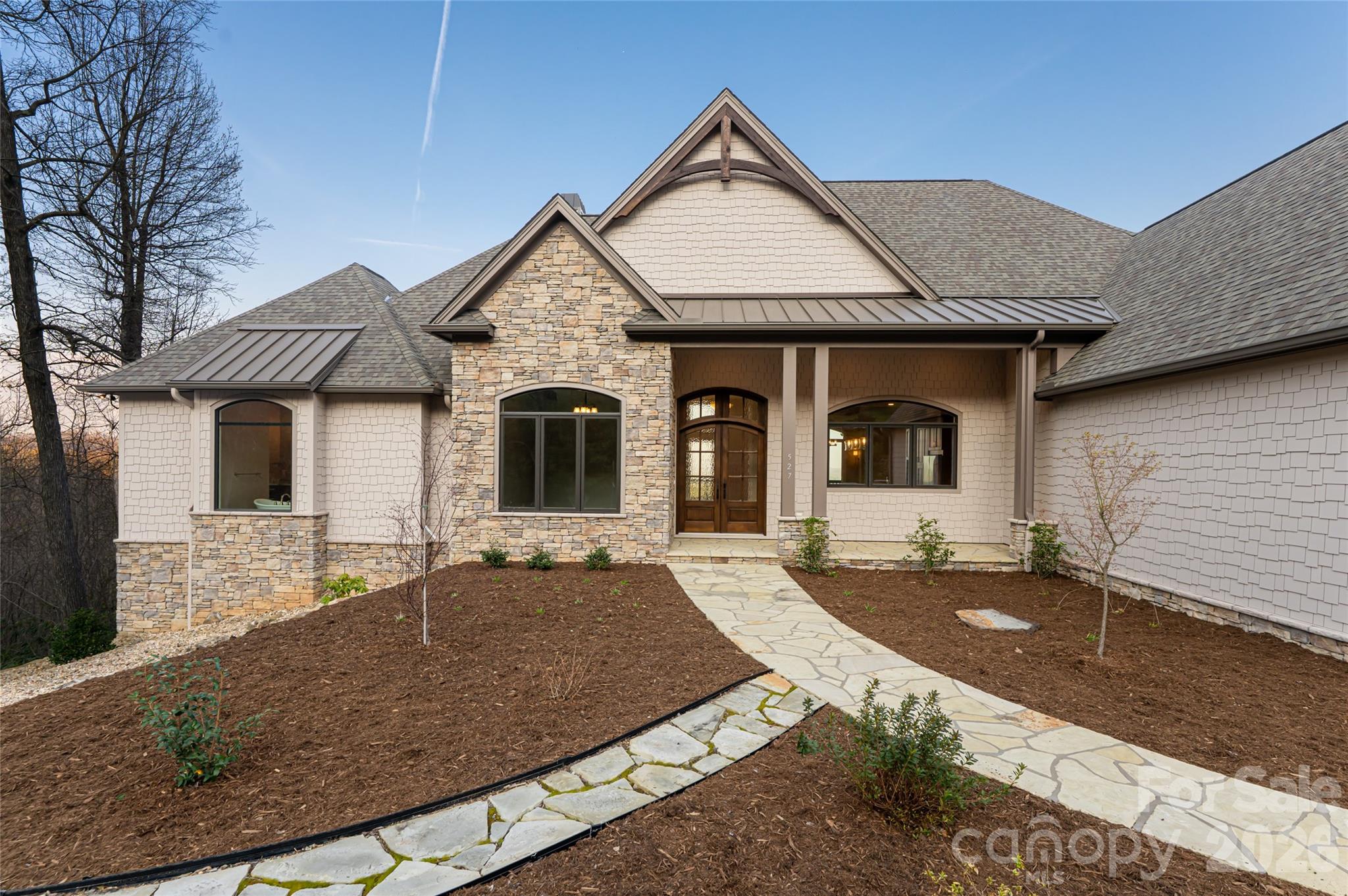 527 Falkirk Way Property Photo 7