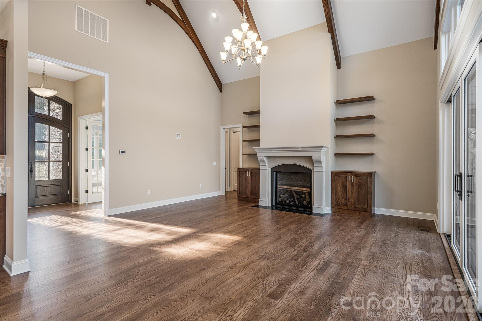 527 Falkirk Way Property Photo 8