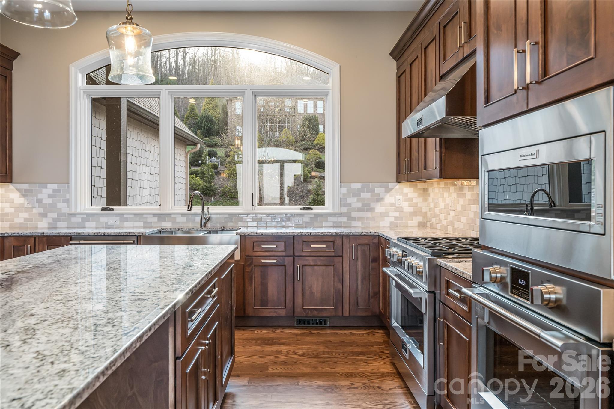 527 Falkirk Way Property Photo 15