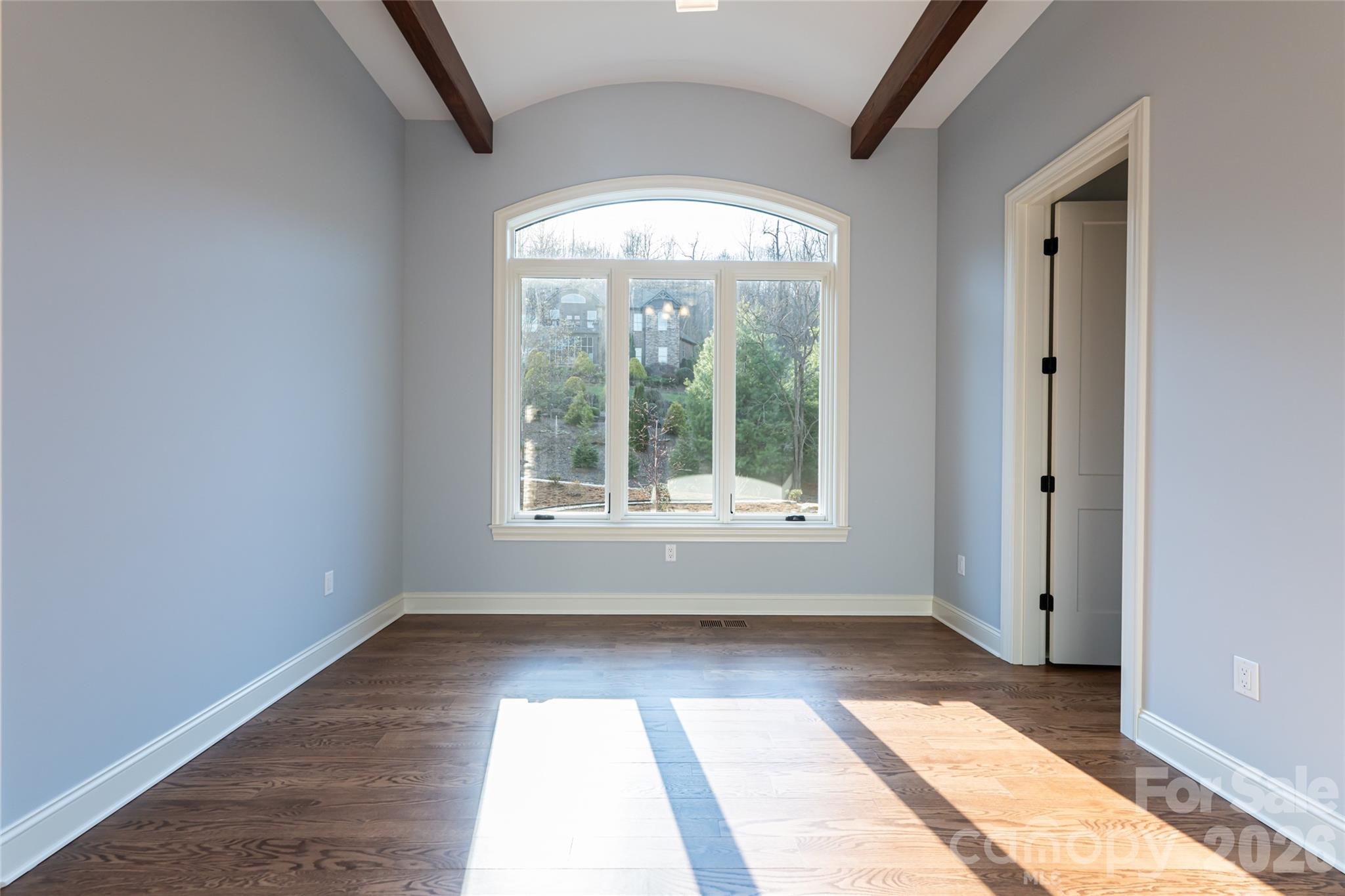 527 Falkirk Way Property Photo 29