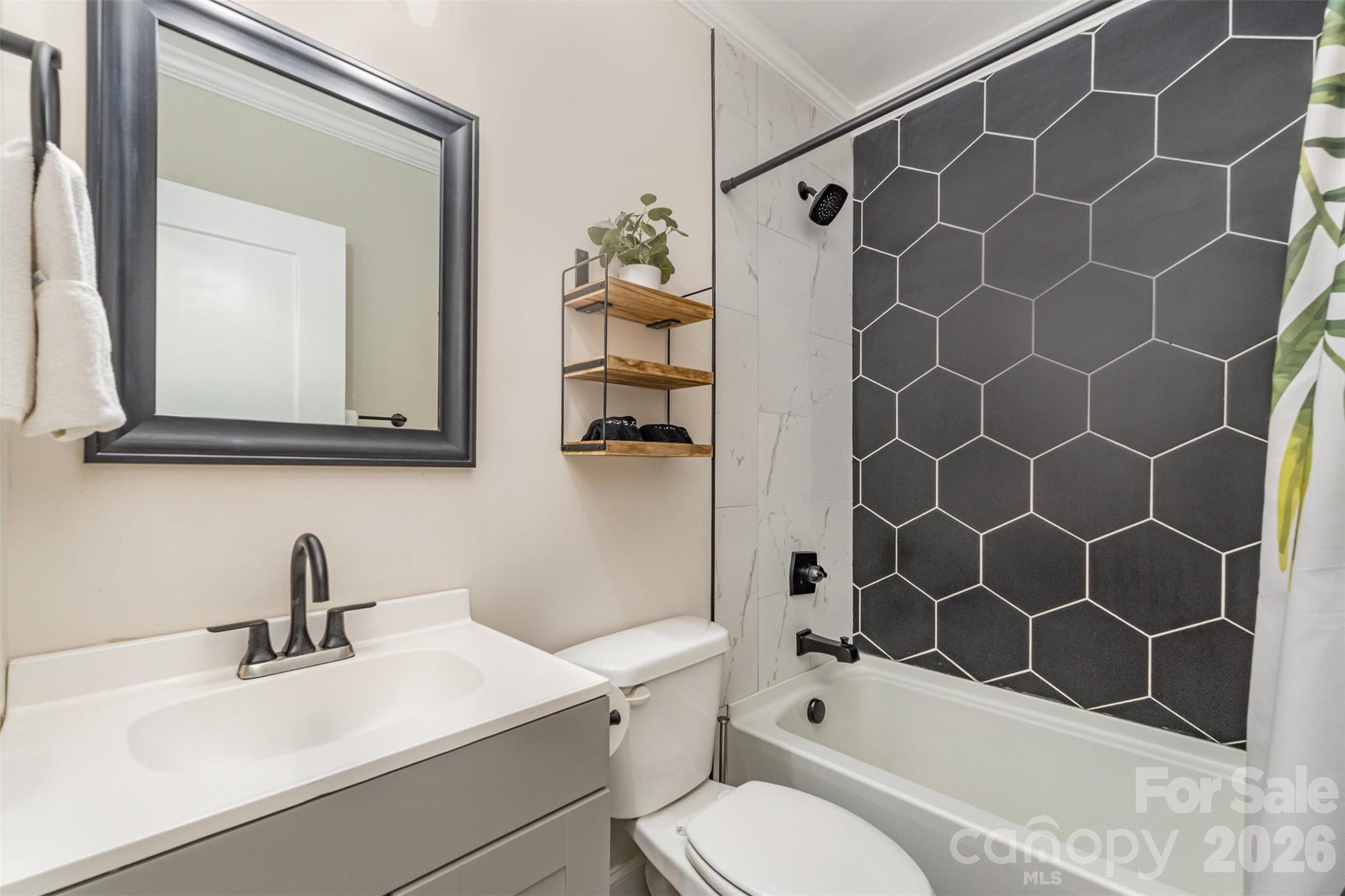 2601 Ashley Road Property Photo 17