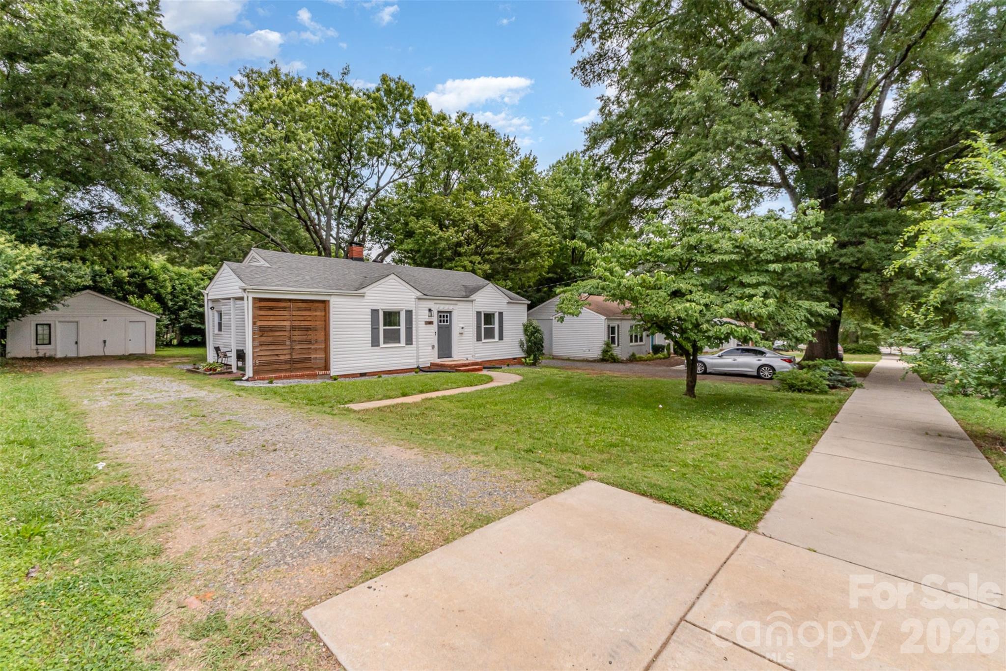 2601 Ashley Road Property Photo 28