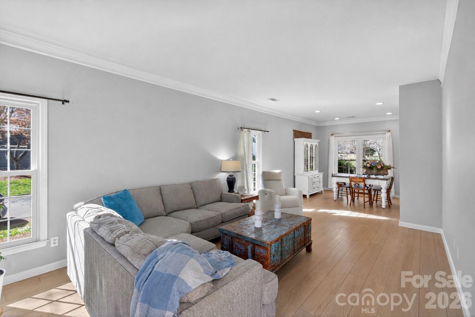 8601 Walsham Drive Property Photo 2
