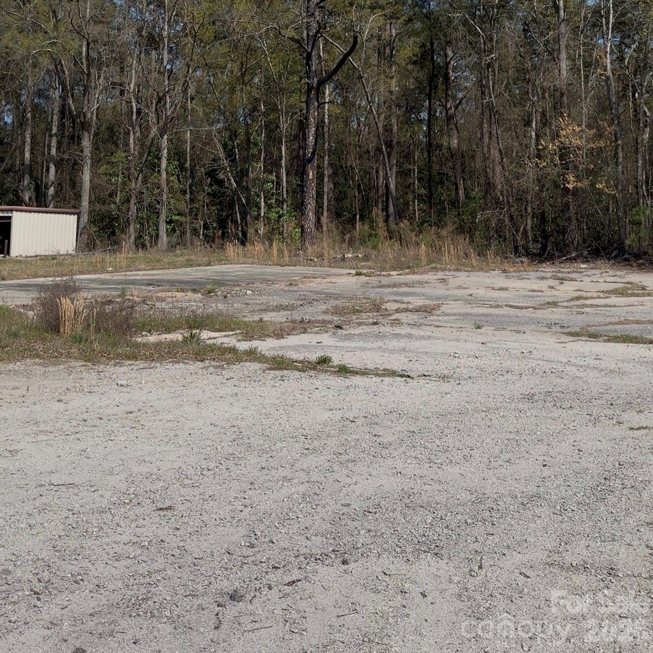 406 W Bobo Newsome Highway Property Photo 6
