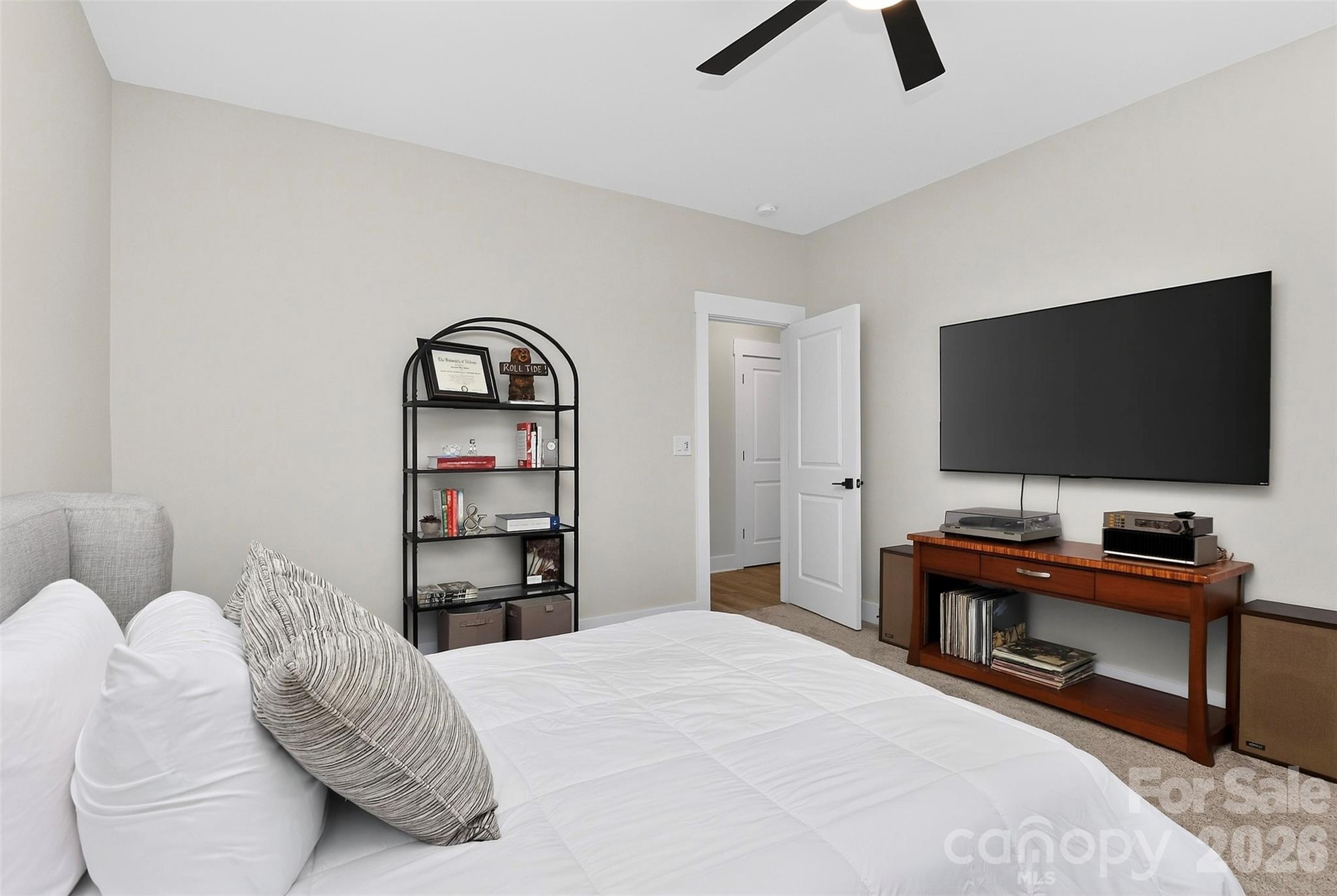 1101 Masefield Avenue Property Photo 32