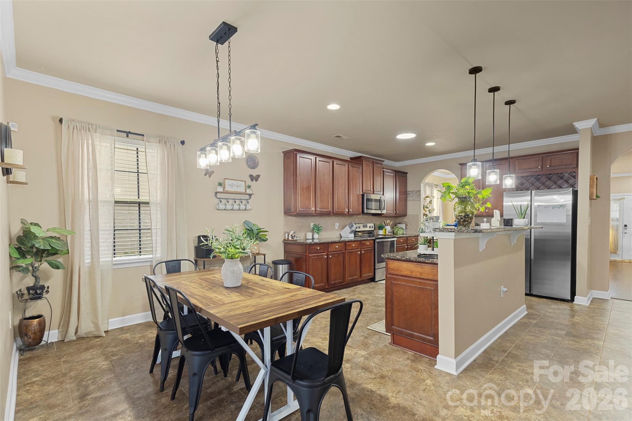 6625 Thistle Down Drive Property Photo 4