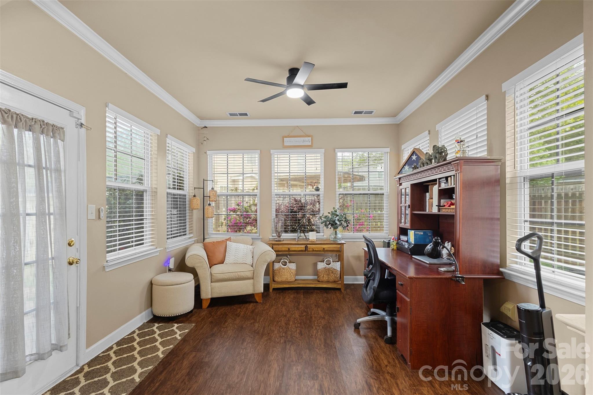 6625 Thistle Down Drive Property Photo 6