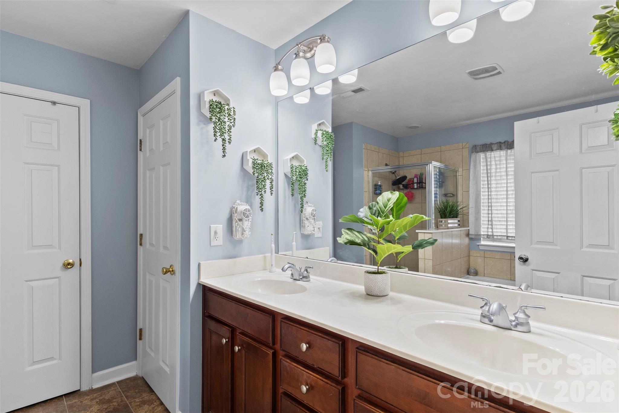 6625 Thistle Down Drive Property Photo 10