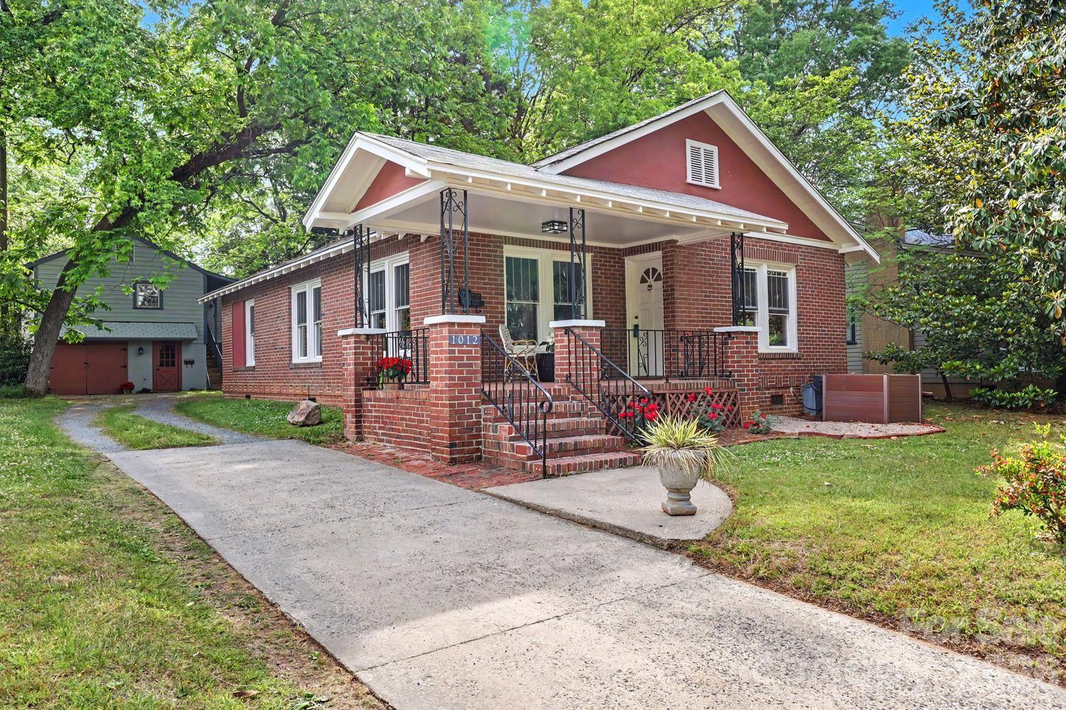 1012 E 35th Street Property Photo 1