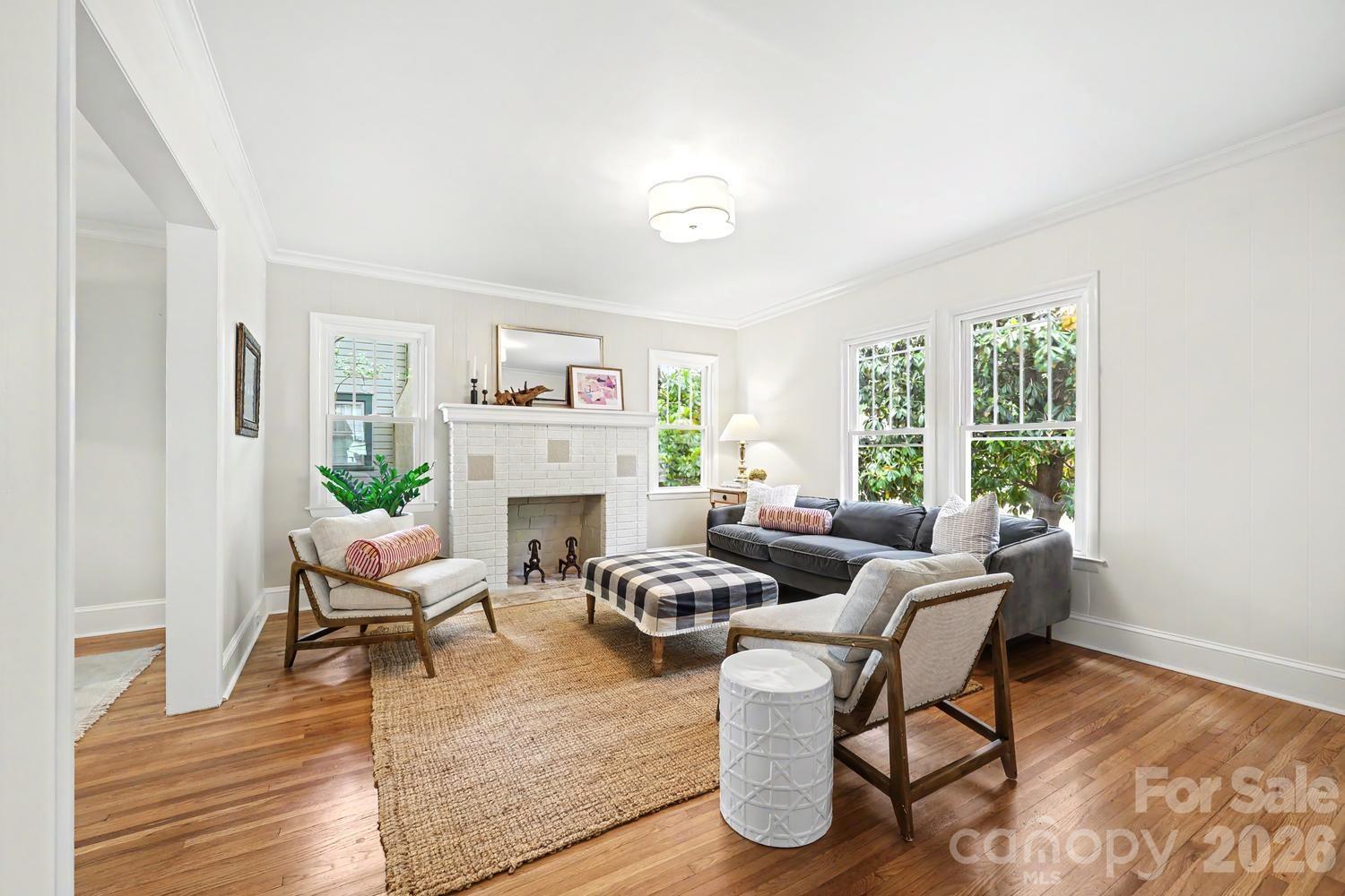 1012 E 35th Street Property Photo 3